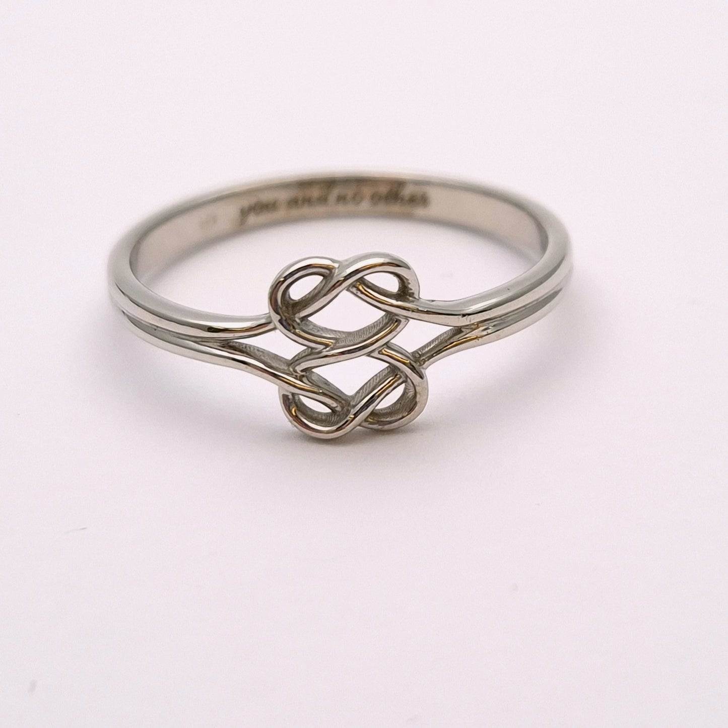 14ct White Gold Celtic knot Ring