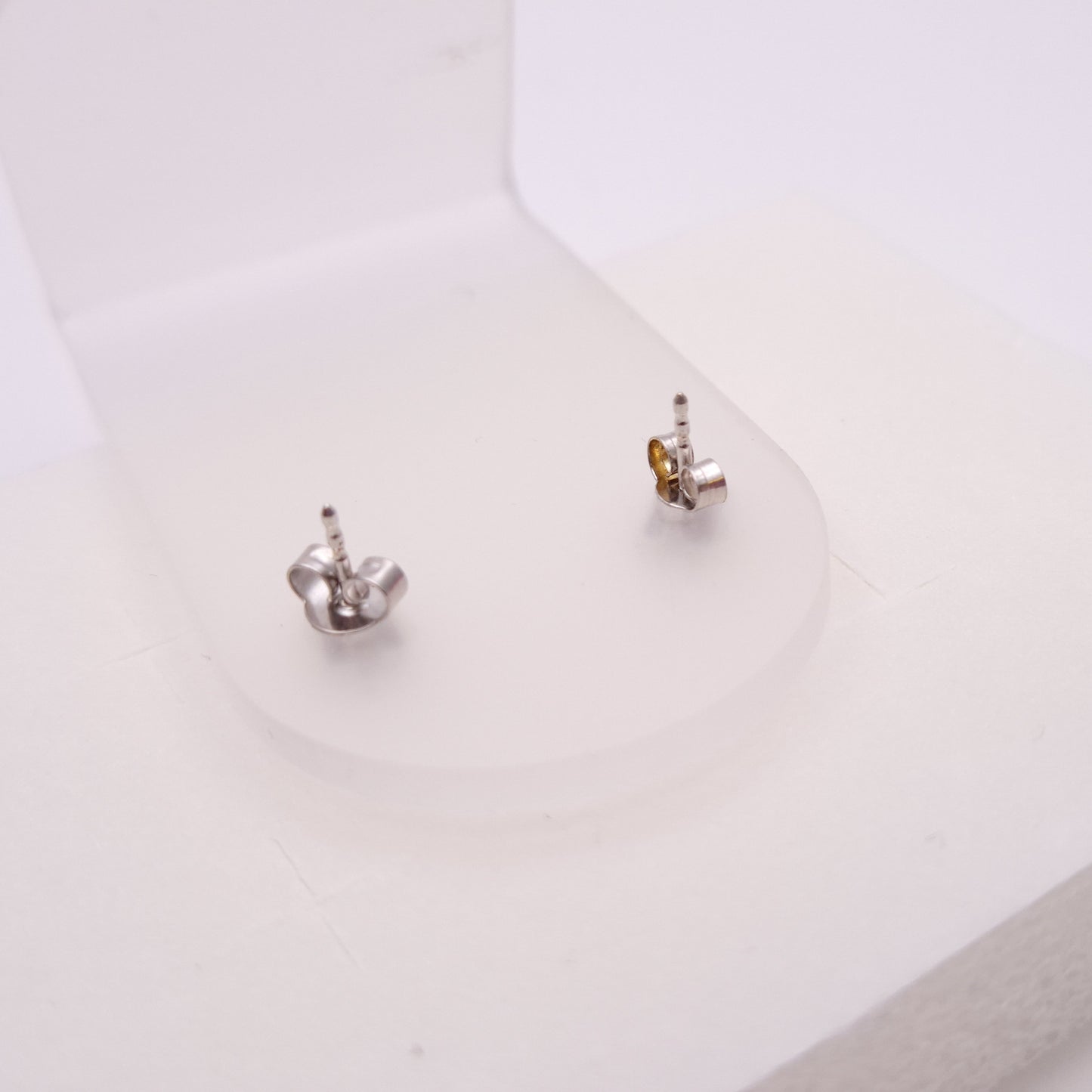 9ct white Gold Diamond Stud Earrings