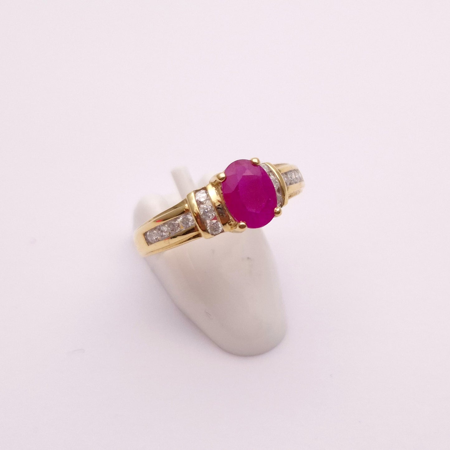 18ct Yellow Gold Vintage Ruby and Diamond Ring