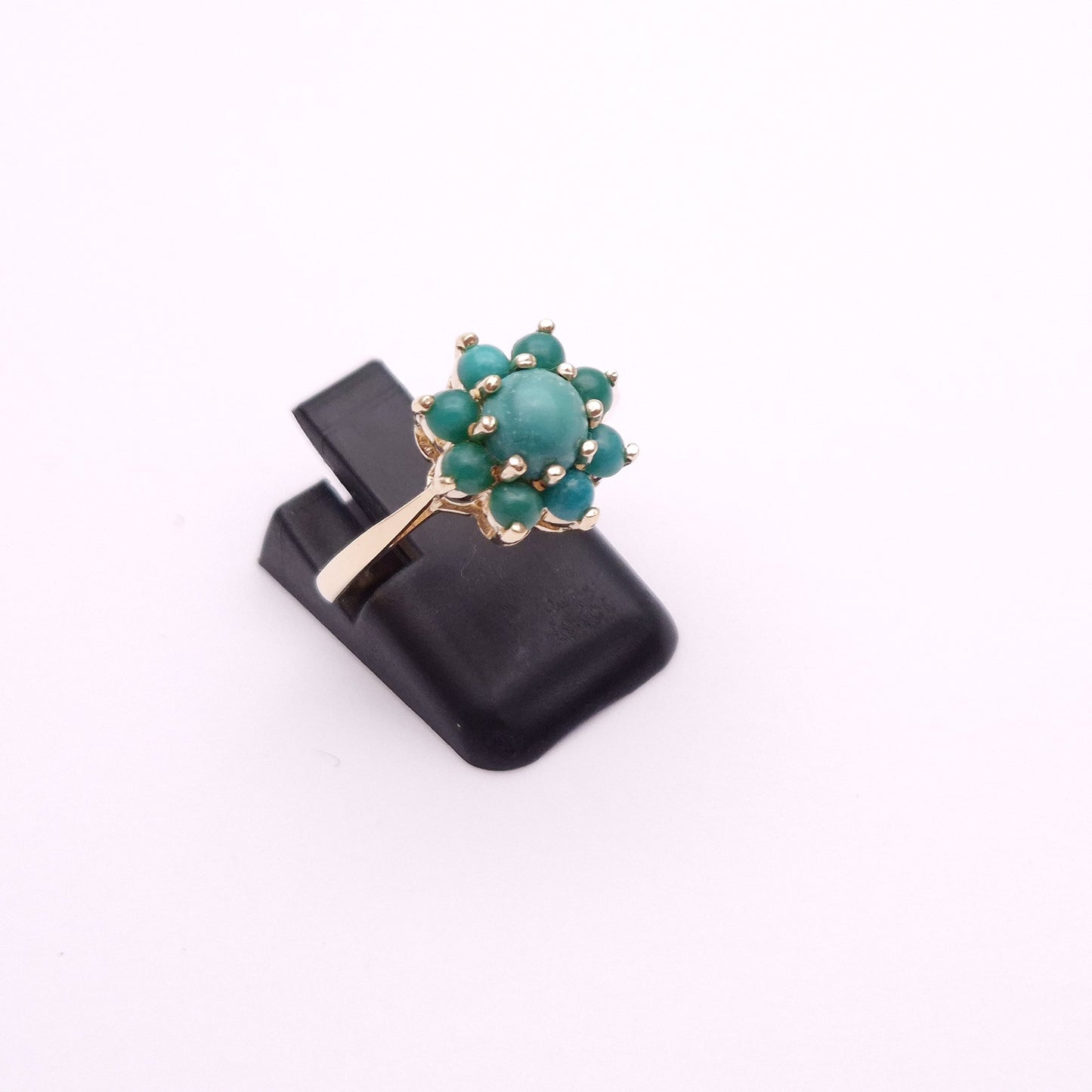 9ct Yellow Gold Vintage Turquoise Cluster Ring