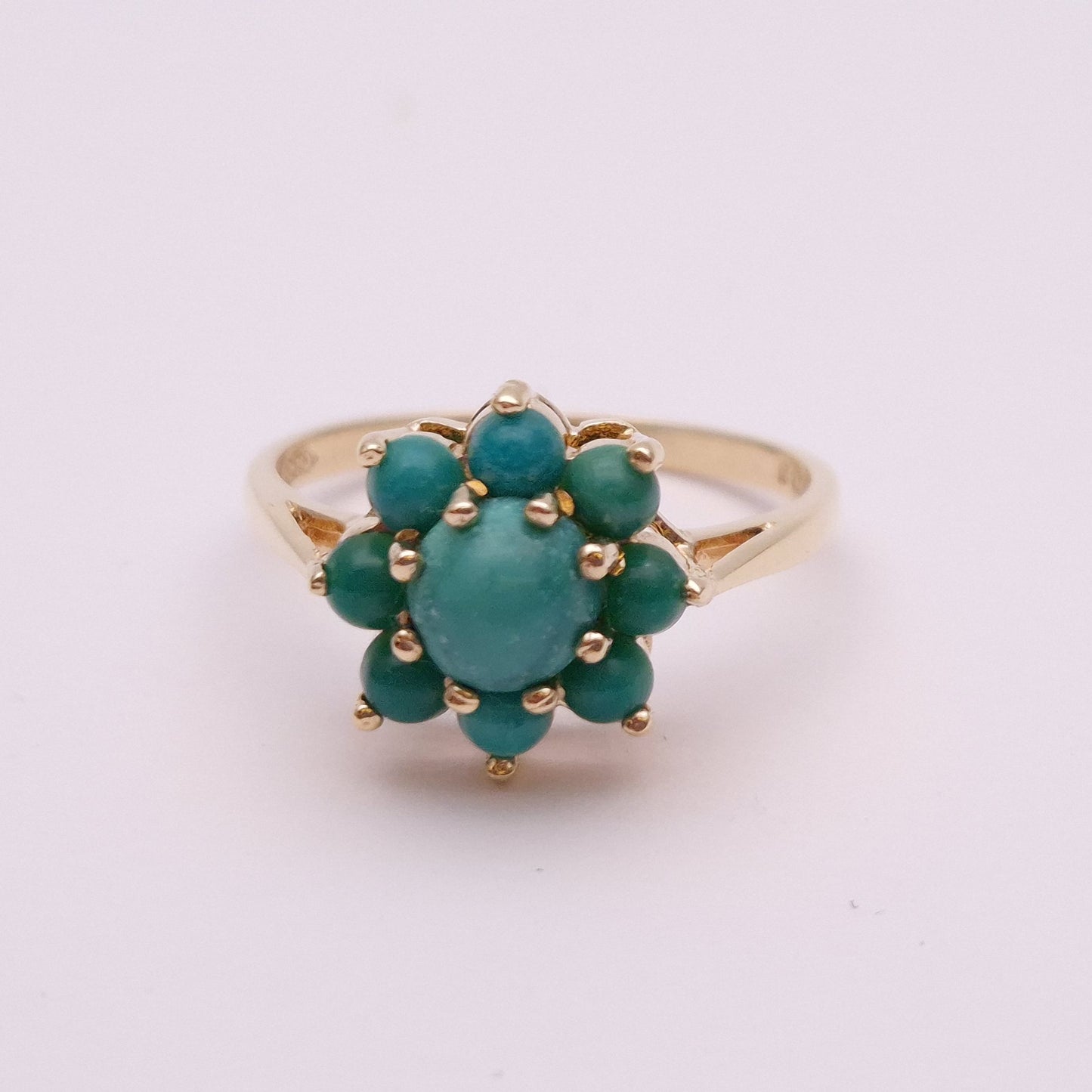 9ct Yellow Gold Vintage Turquoise Cluster Ring