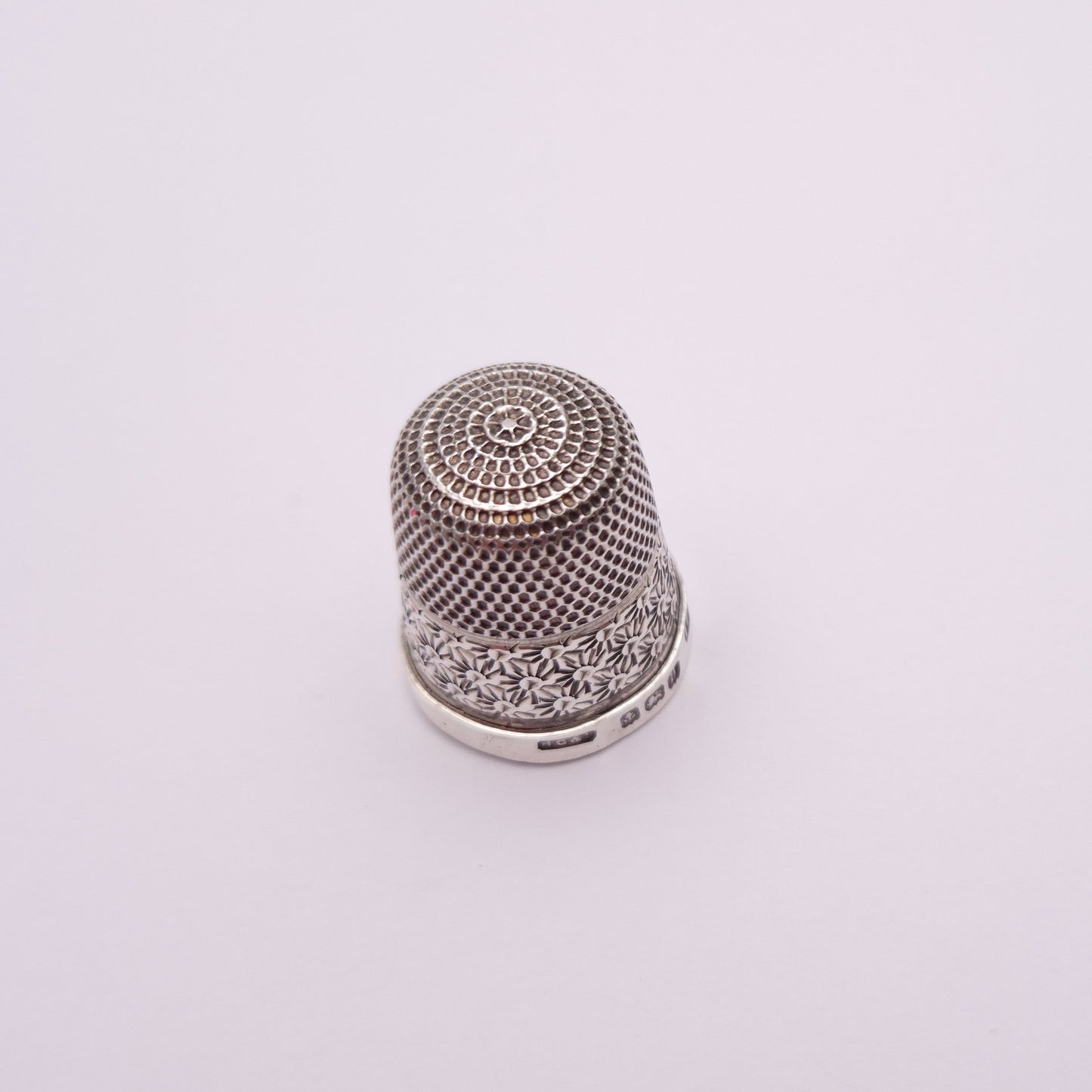 Antique 1920's Sterling Silver Patterned Engraved Thimble