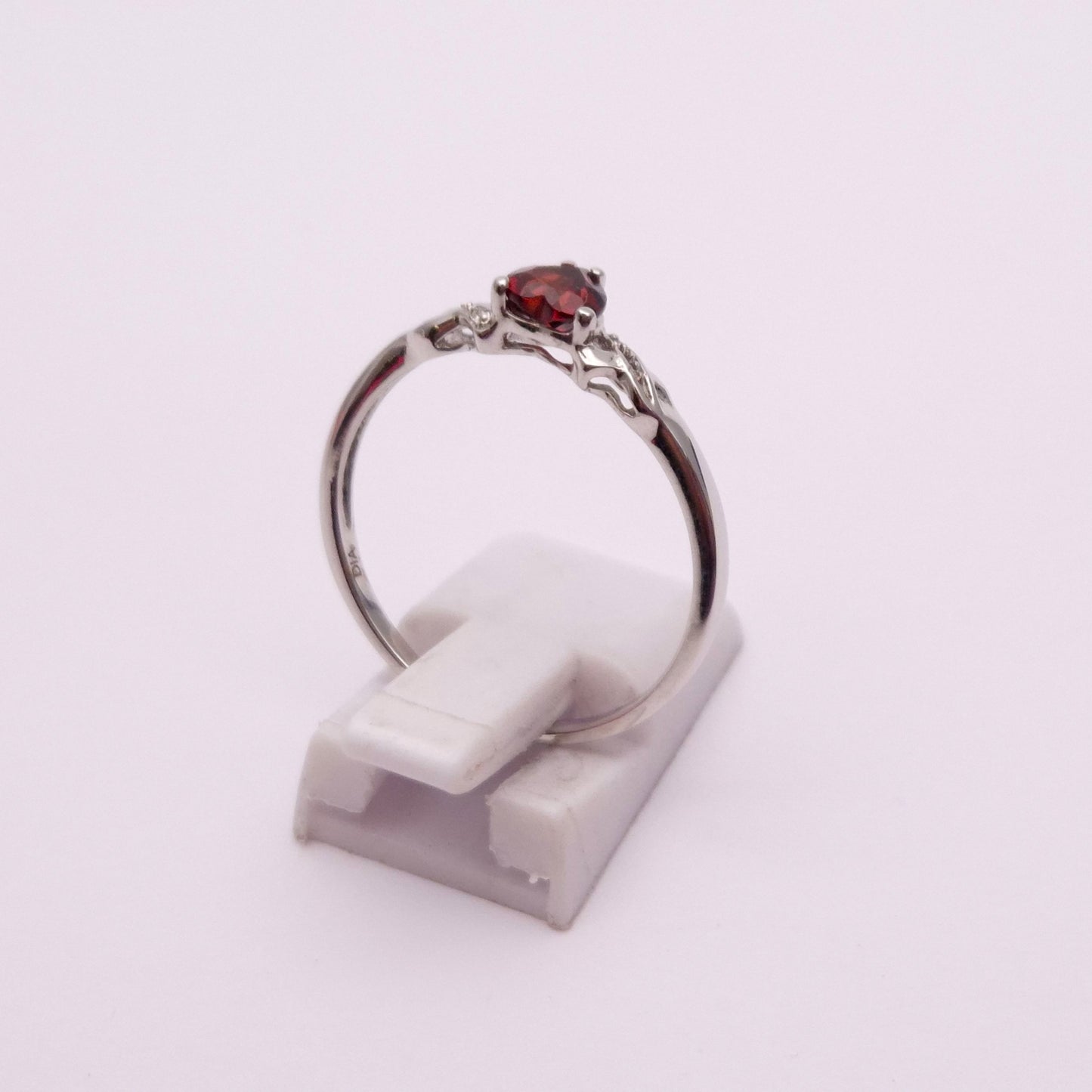 9ct White Gold Garnet Heart and Diamond Ring