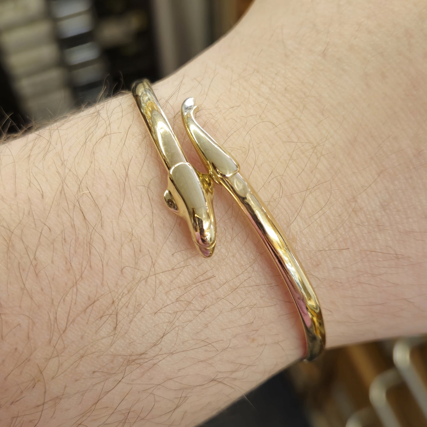 9ct Yellow Gold Dolphin Open Crossover Bangle