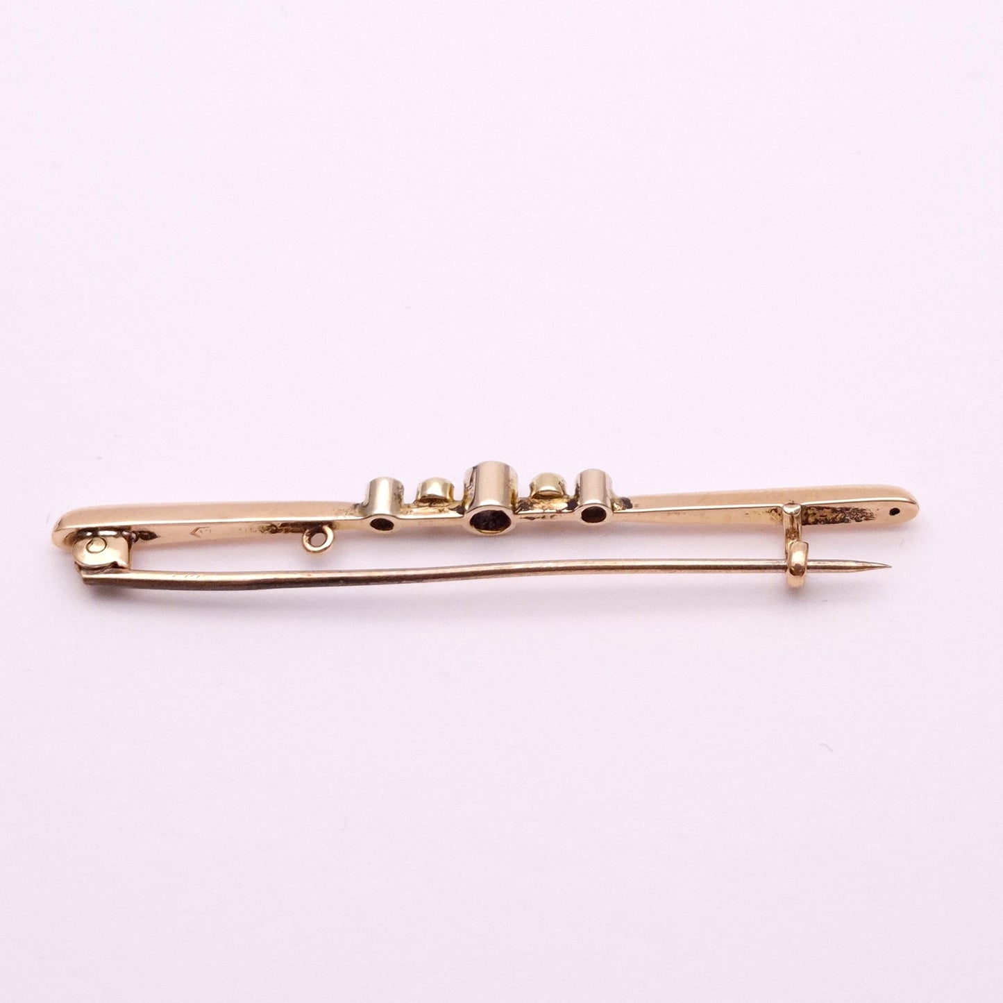 9ct Yellow Gold Sapphire and Pearl Bar Brooch