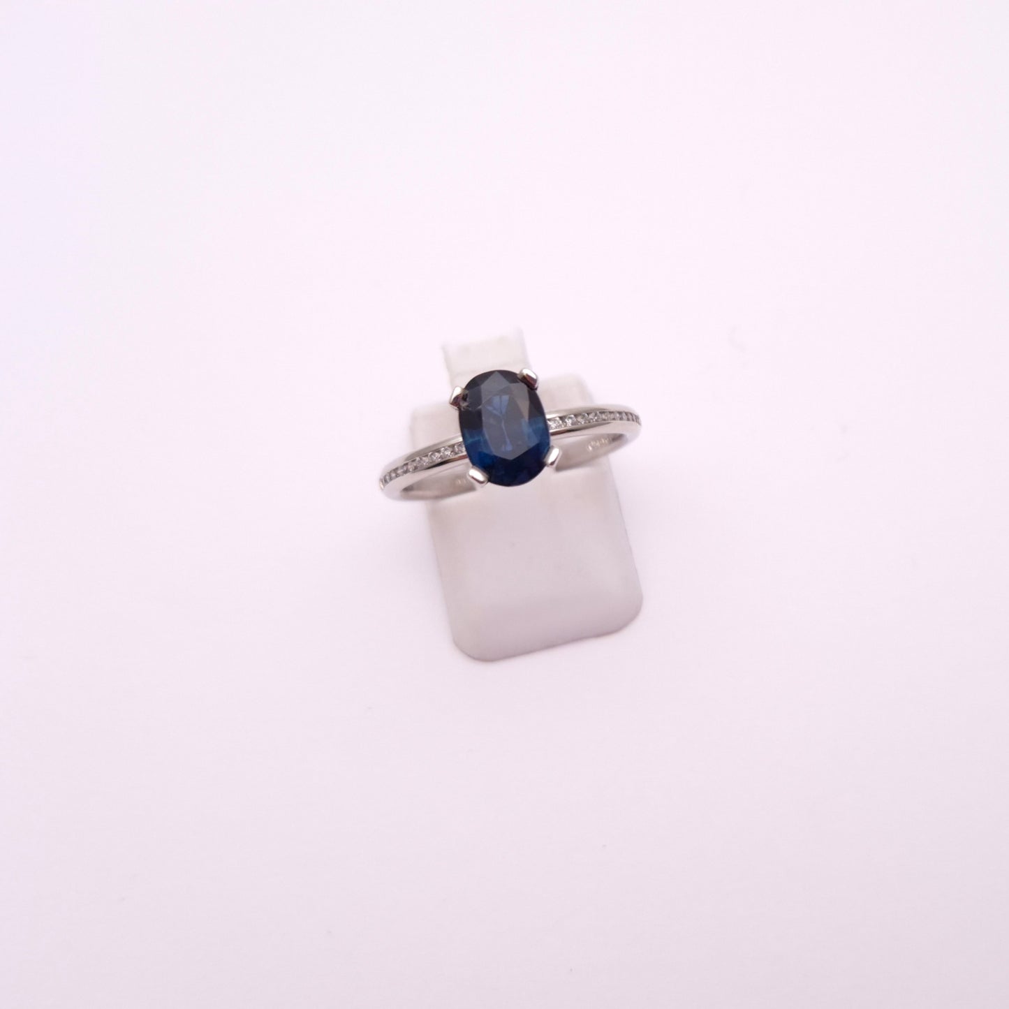 18ct White gold Sapphire and Diamond Ring