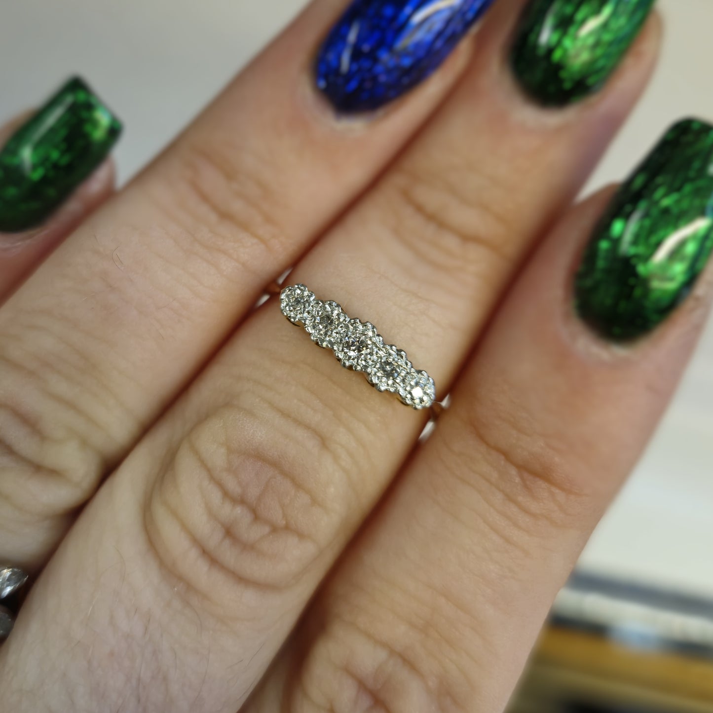 18ct Yellow Gold 5 stone Diamond Row Ring