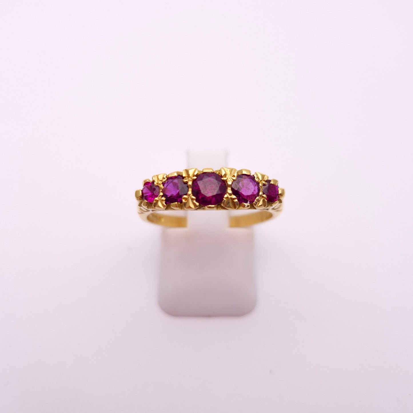 18ct Yellow Gold Vintage Ruby 5 Stone Row ring