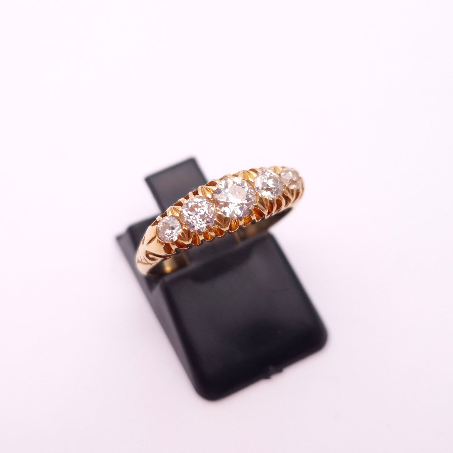 18ct Yellow Gold Antique Edwardian Diamond 5 Stone Ring