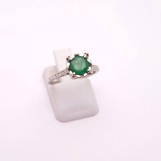18ct White Gold Emerald Solitaire Ring