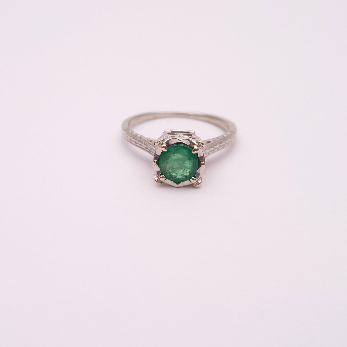 18ct White Gold Emerald Solitaire Ring