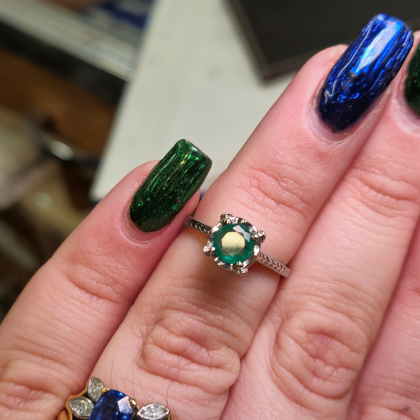 18ct White Gold Emerald Solitaire Ring