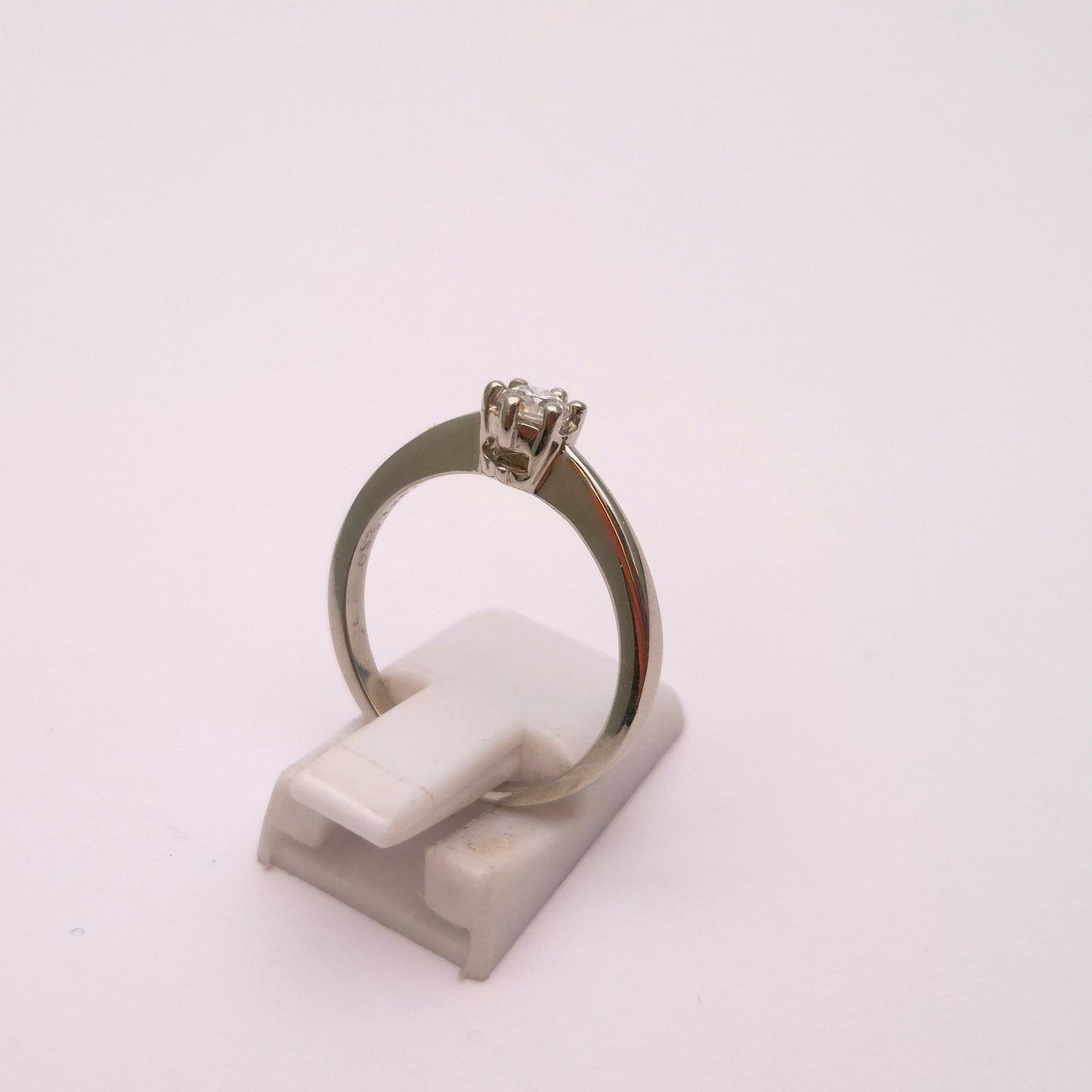 Platinum 0.25ct Diamond Solitaire Ring