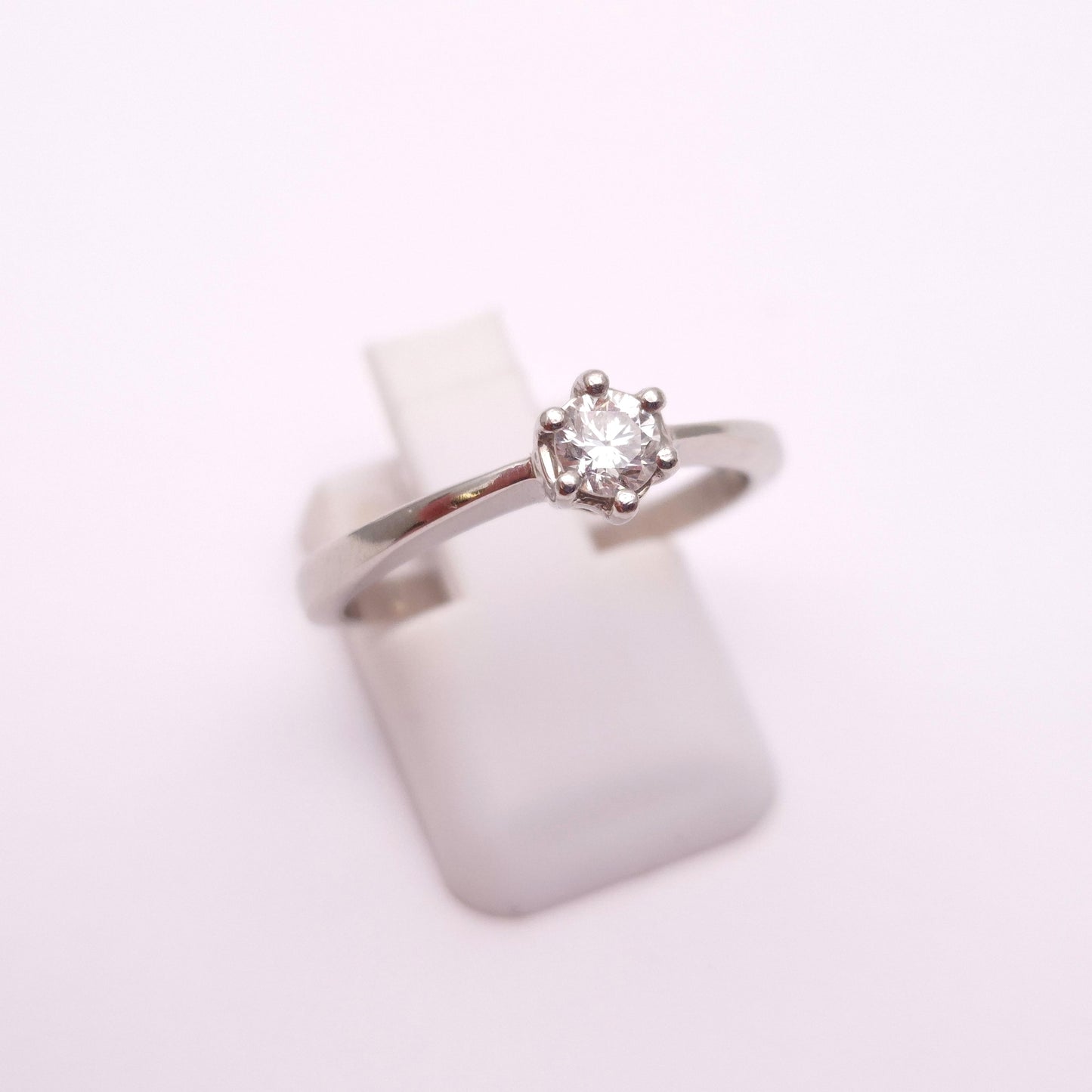 Platinum 0.25ct Diamond Solitaire Ring