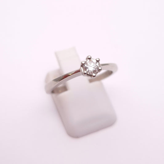 Platinum 0.25ct Diamond Solitaire Ring