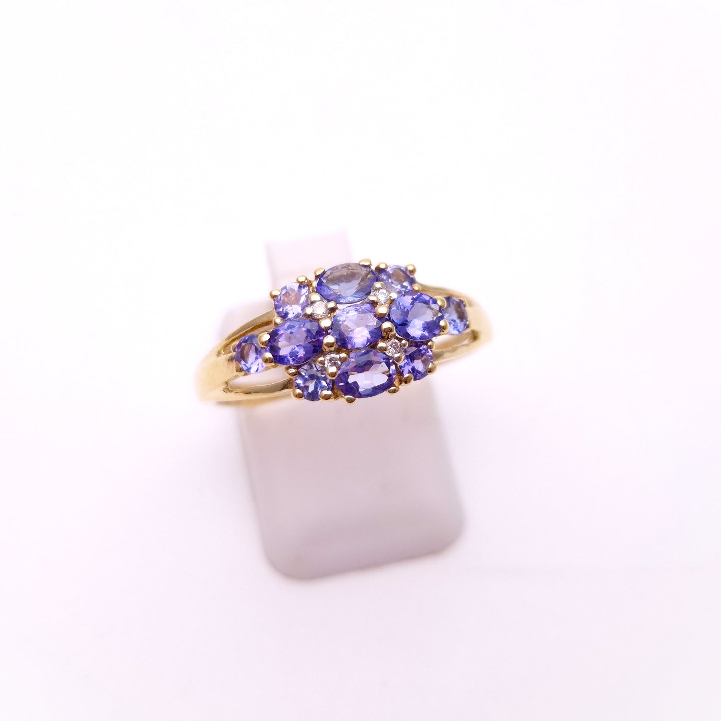 9ct Yellow Gold Tanzanite and Diamond Multistone Cluster Ring