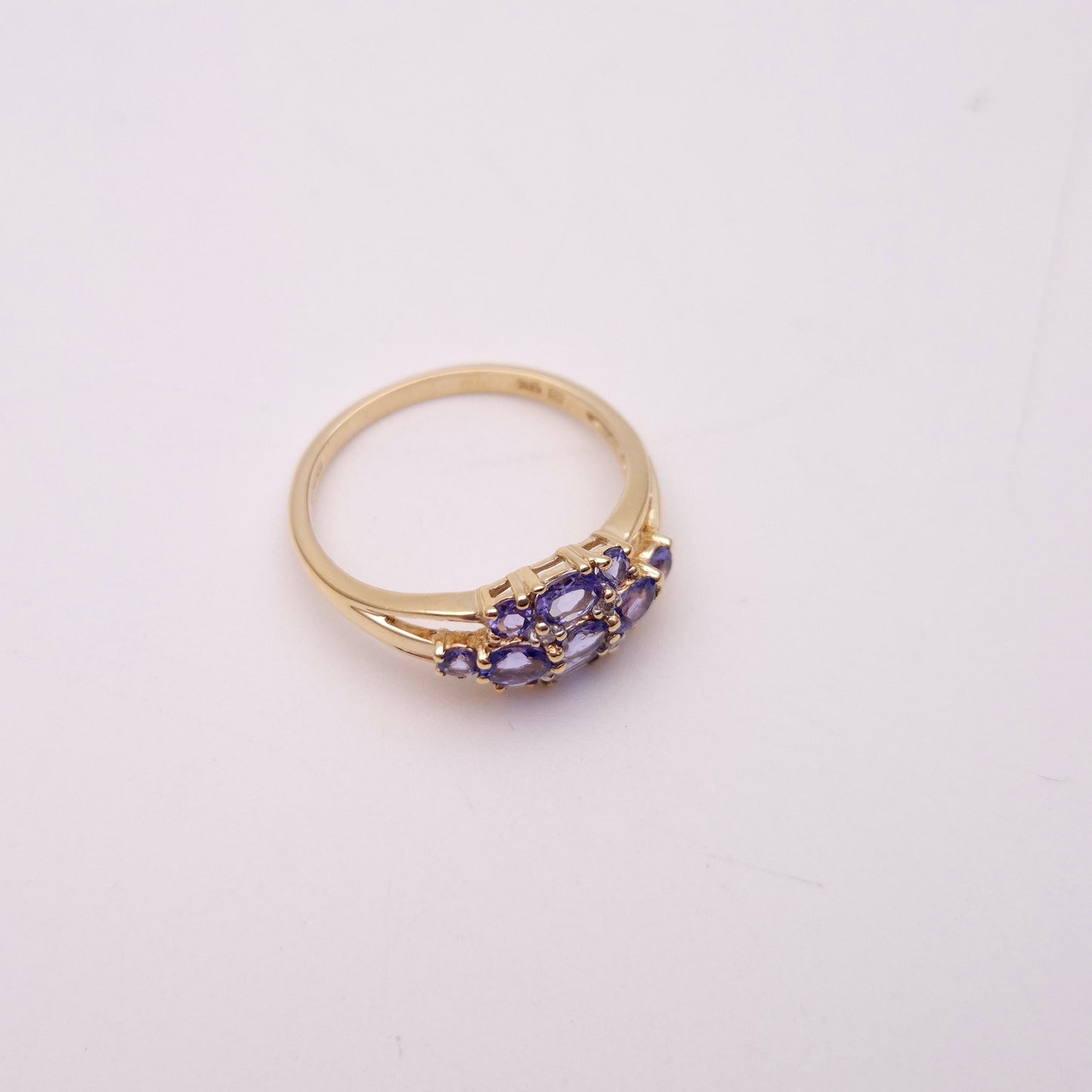 9ct Yellow Gold Tanzanite and Diamond Multistone Cluster Ring