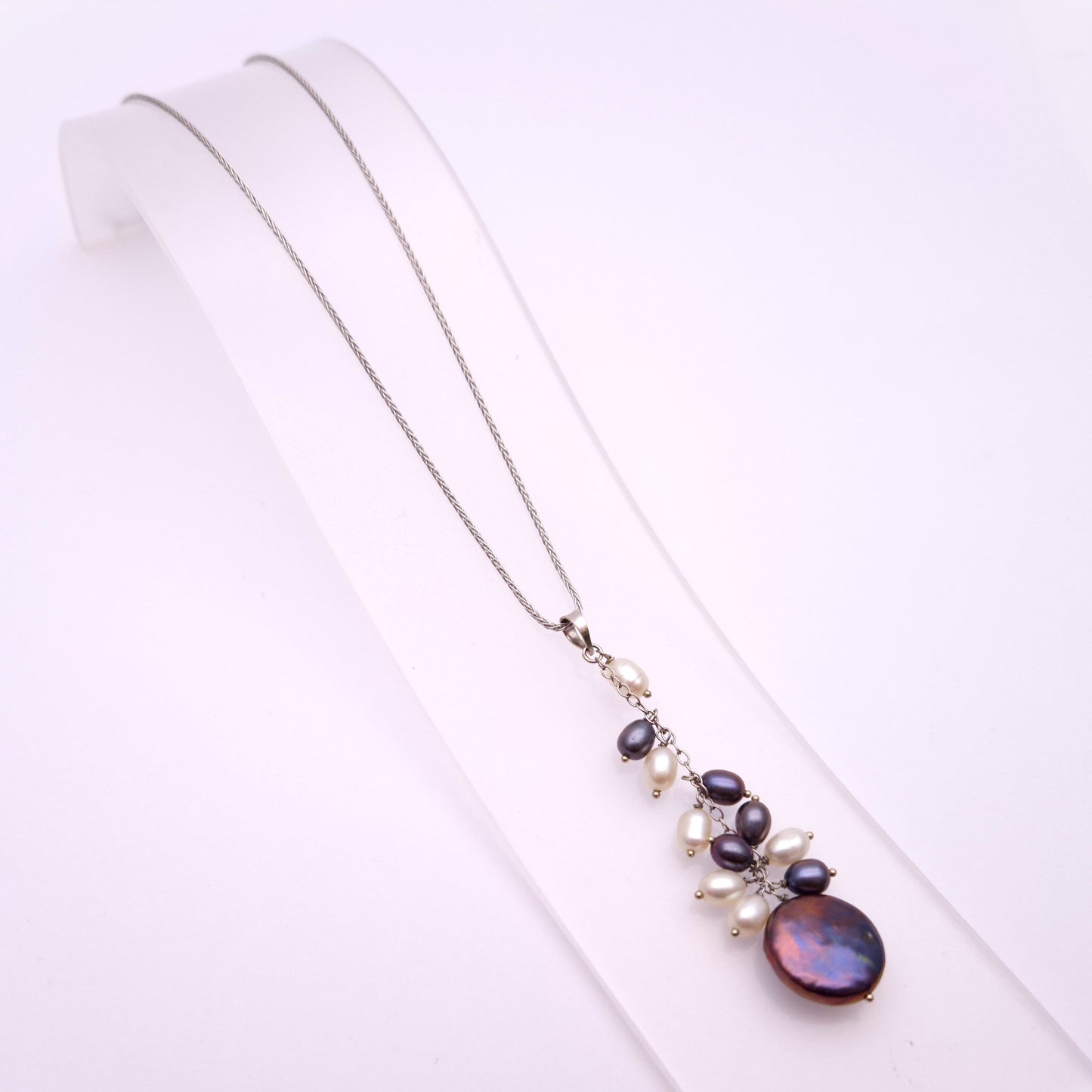 14ct White Gold Multicolour Pearl Drop Pendant and 9ct White Gold Chain