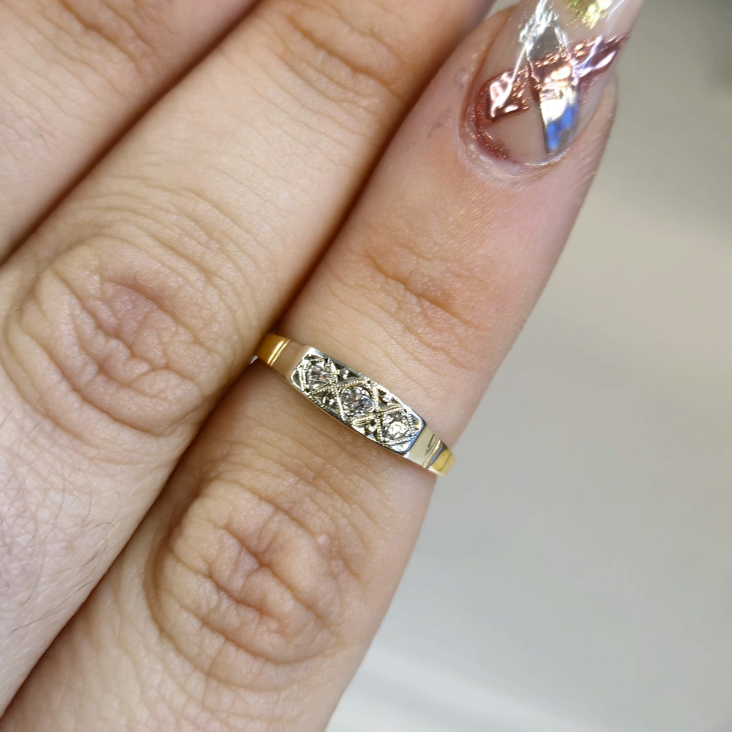 9ct Yellow Gold 3 Stone Spinel Row Ring