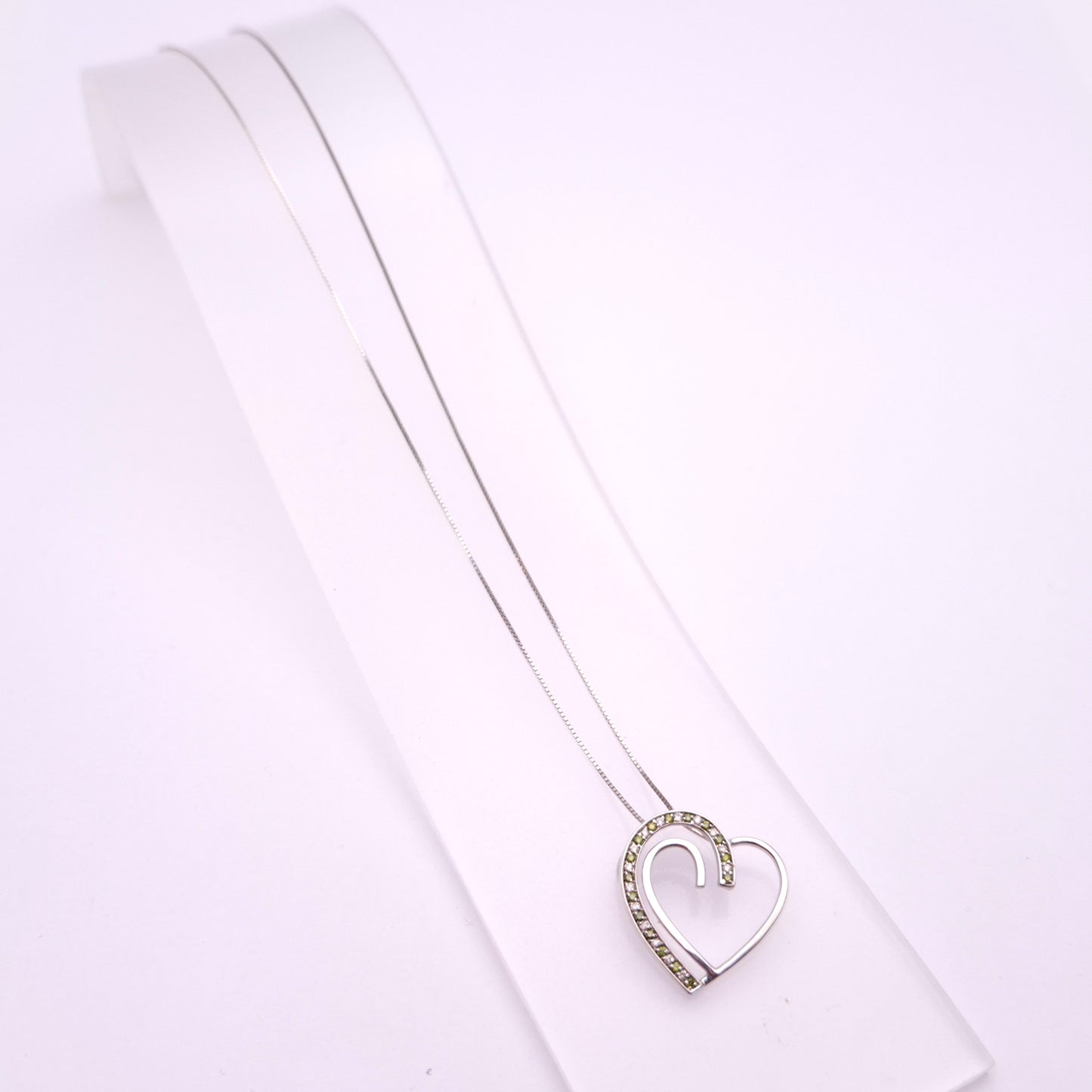 9ct White Gold Green and White Stone Open Heart Pendant and 18 inch Box Chain