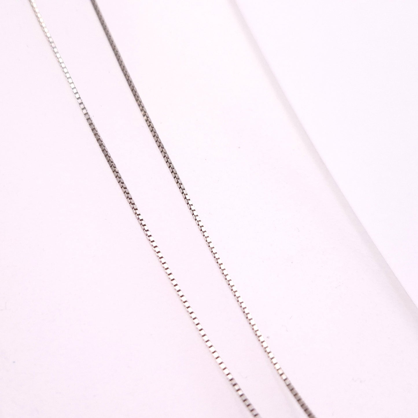 9ct White Gold Green and White Stone Open Heart Pendant and 18 inch Box Chain