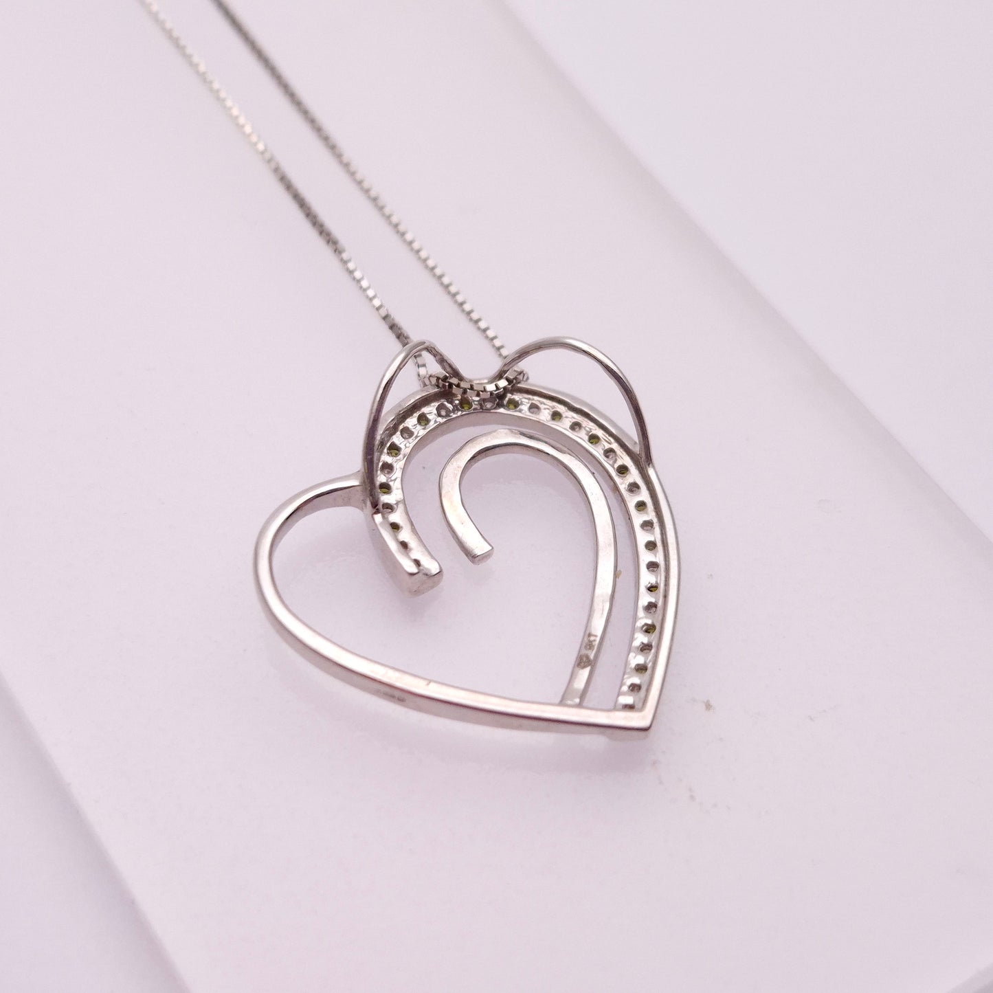 9ct White Gold Green and White Stone Open Heart Pendant and 18 inch Box Chain