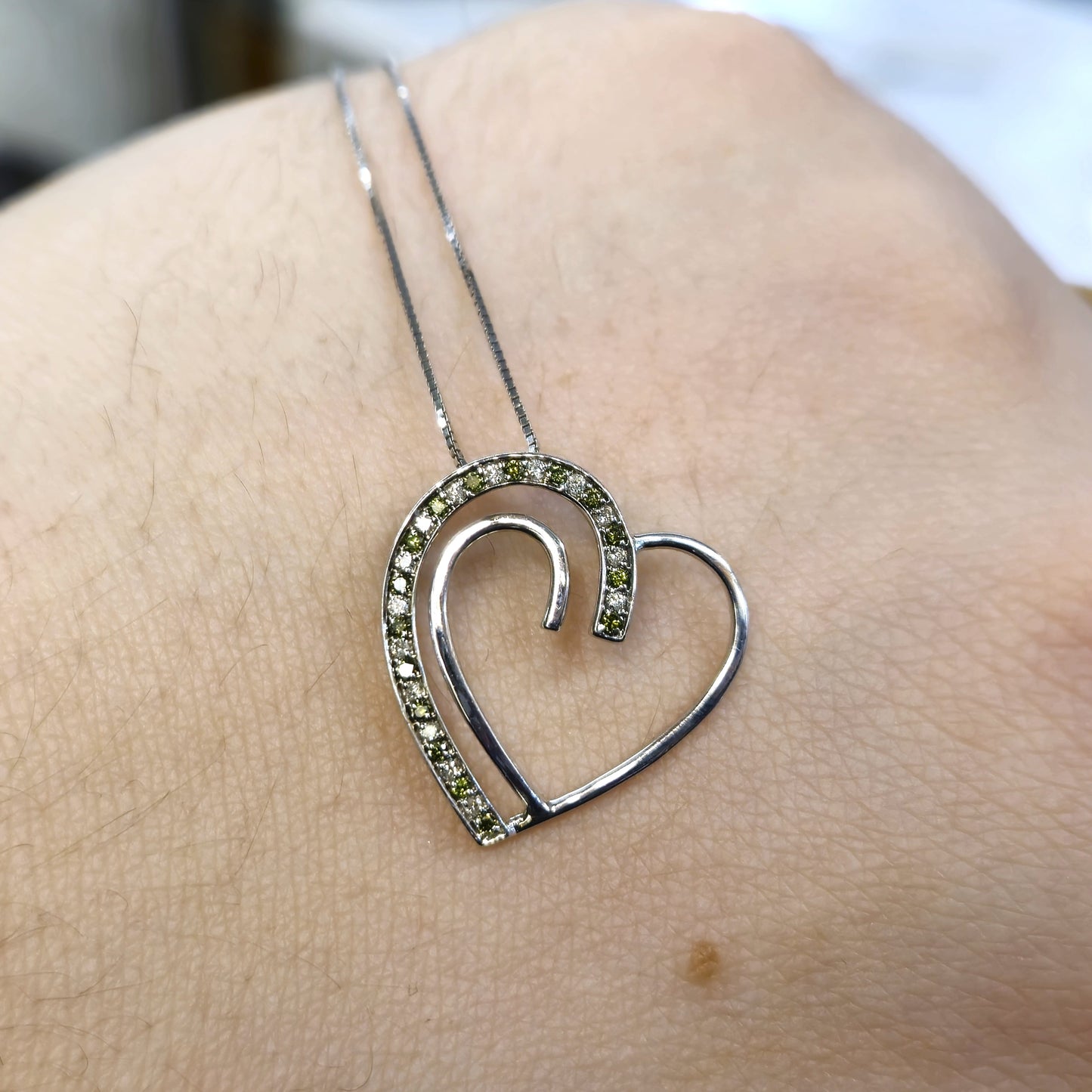 9ct White Gold Green and White Stone Open Heart Pendant and 18 inch Box Chain