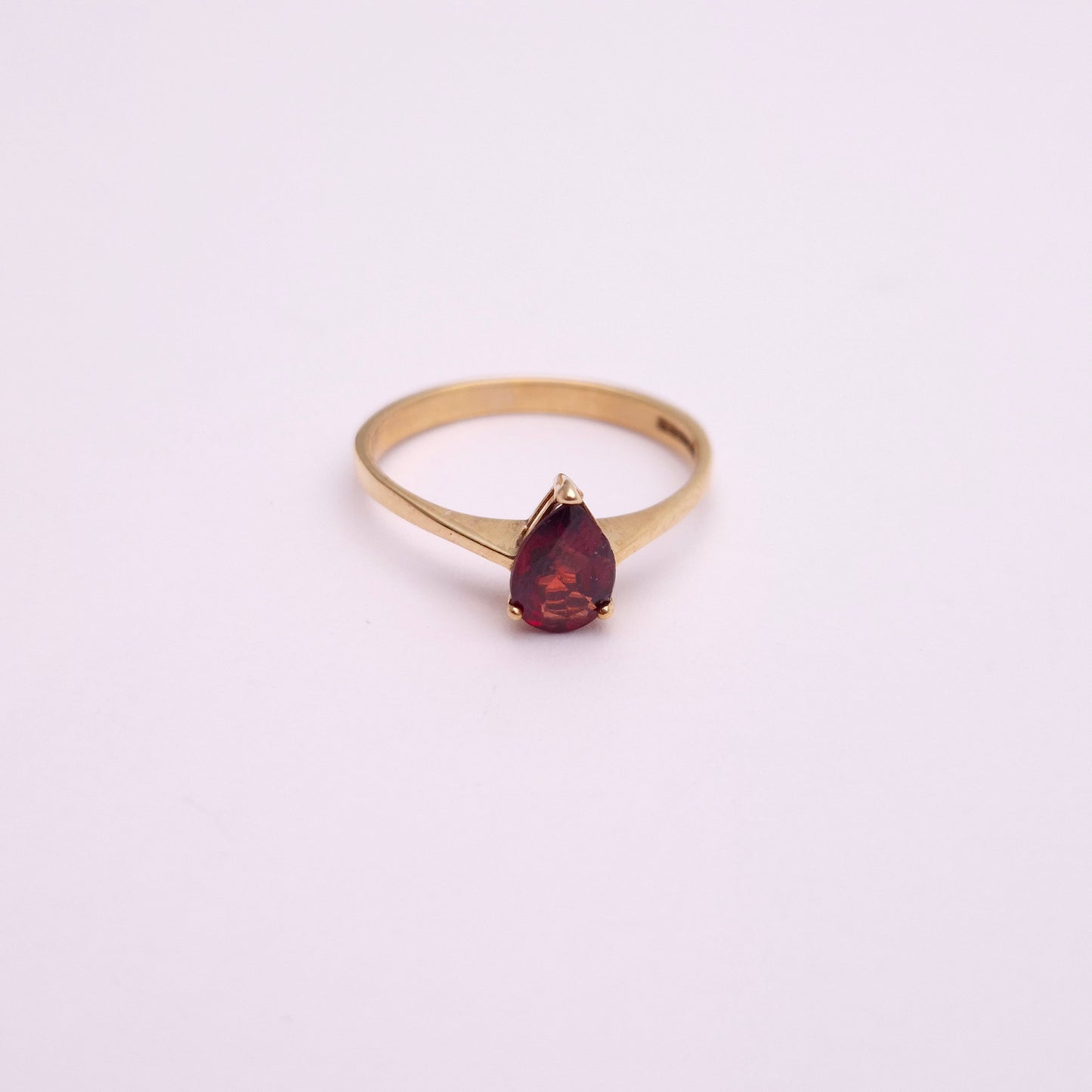 9ct Yellow Gold Pear Shaped Garnet Solitaire Ring
