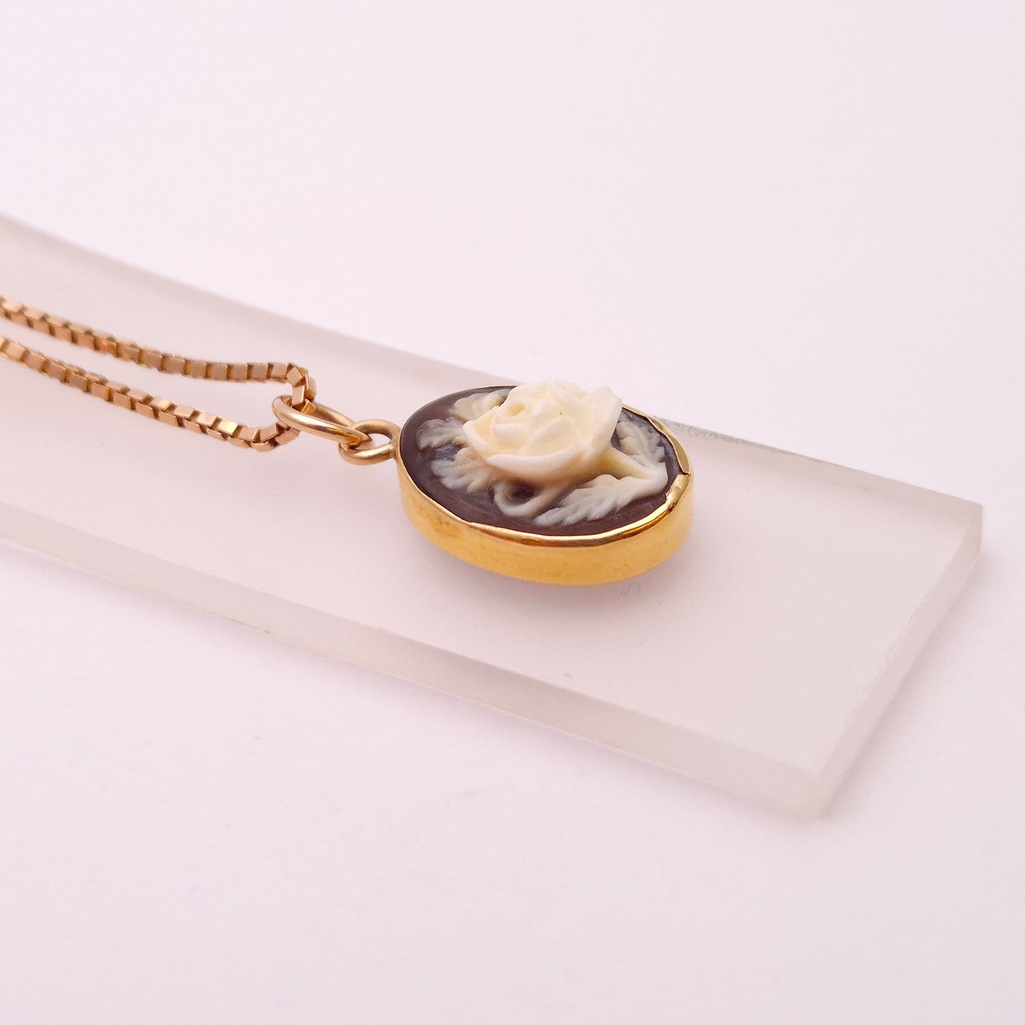 9ct Rose Gold Floral Rose Cameo Pendant and Box Chain Necklace