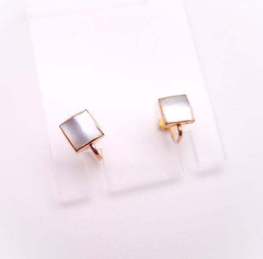 9ct Rose Gold Mother of Pearl Screw back Earrings
