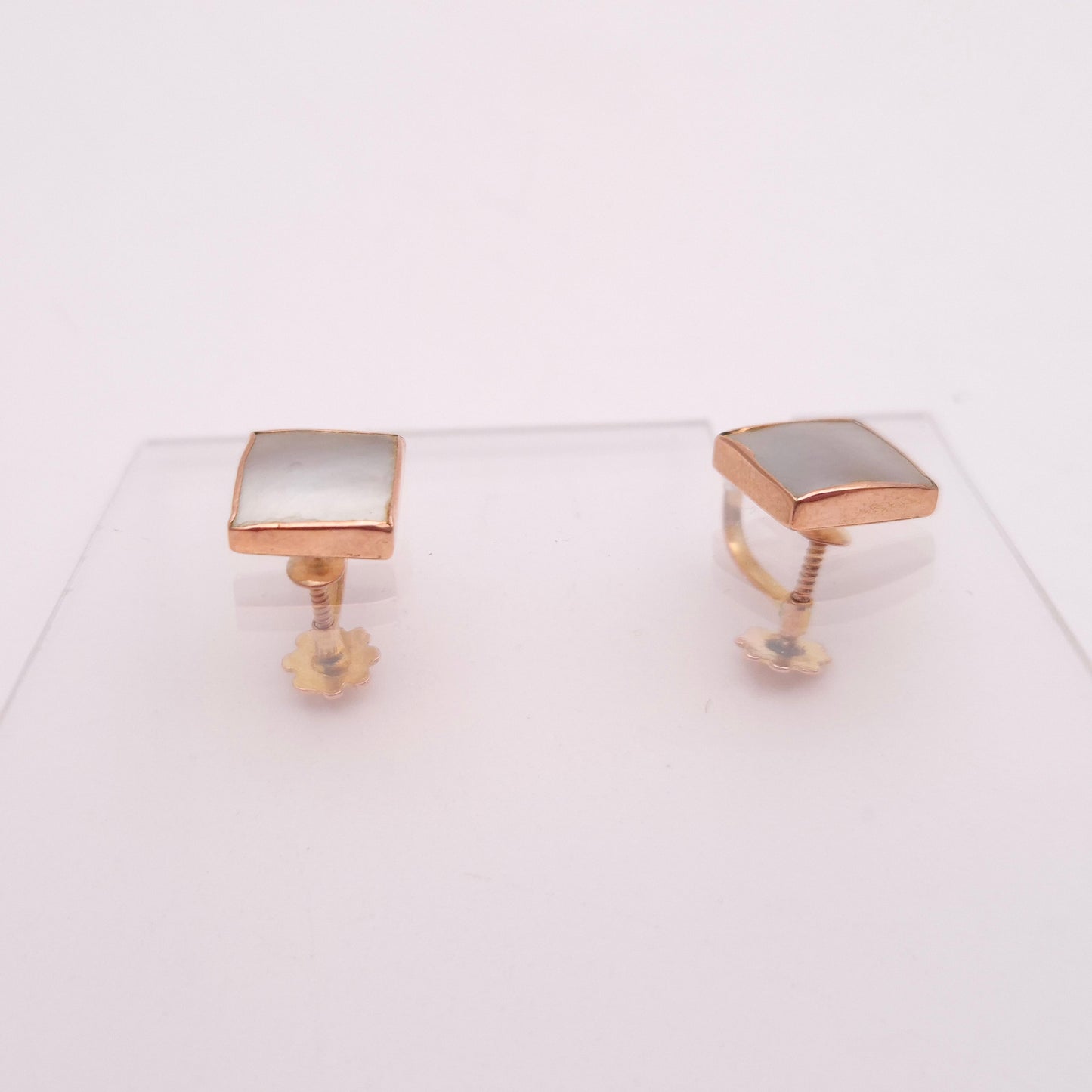 9ct Rose Gold Mother of Pearl Screw back Earrings