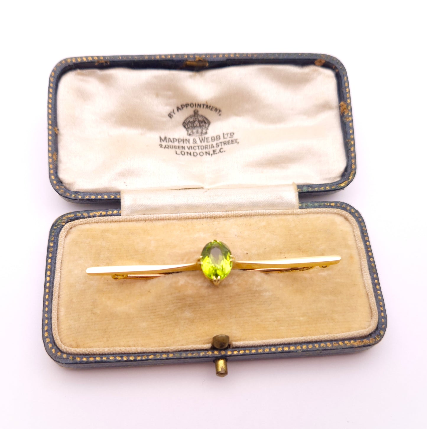 15ct Yellow Gold Mappin and Webb Peridot Brooch