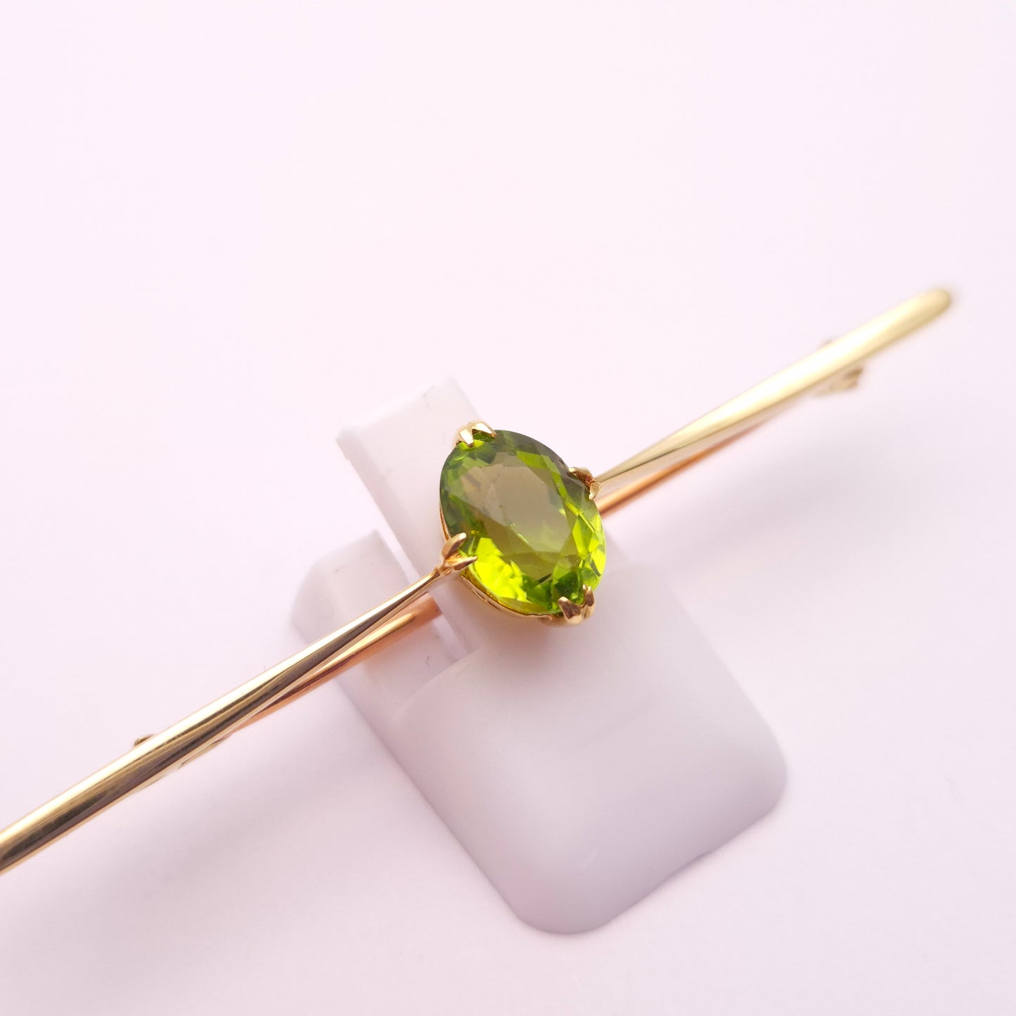 15ct Yellow Gold Mappin and Webb Peridot Brooch