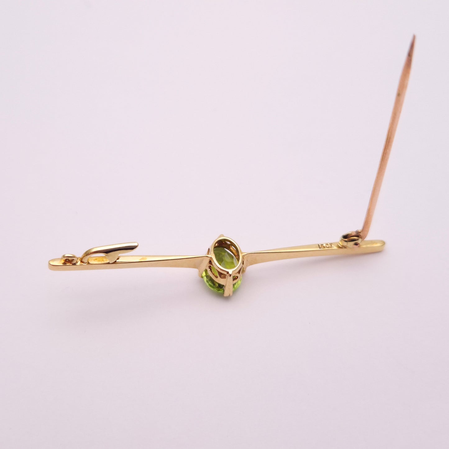 15ct Yellow Gold Mappin and Webb Peridot Brooch