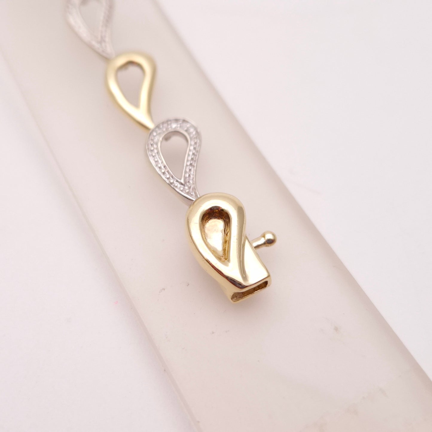9ct Two-Tone Teardrop Pear Shaped Open Link Diamond Set Bracelet