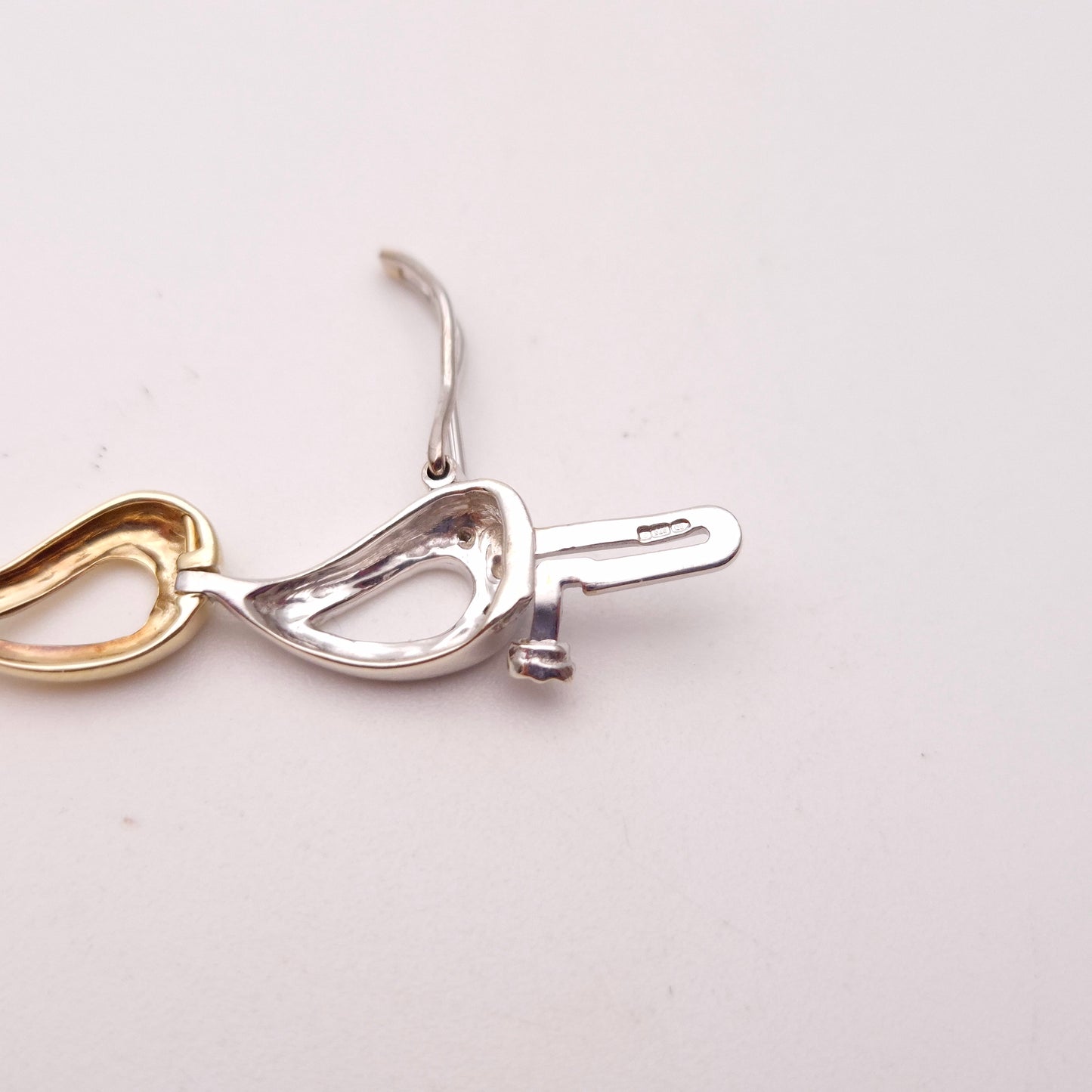 9ct Two-Tone Teardrop Pear Shaped Open Link Diamond Set Bracelet