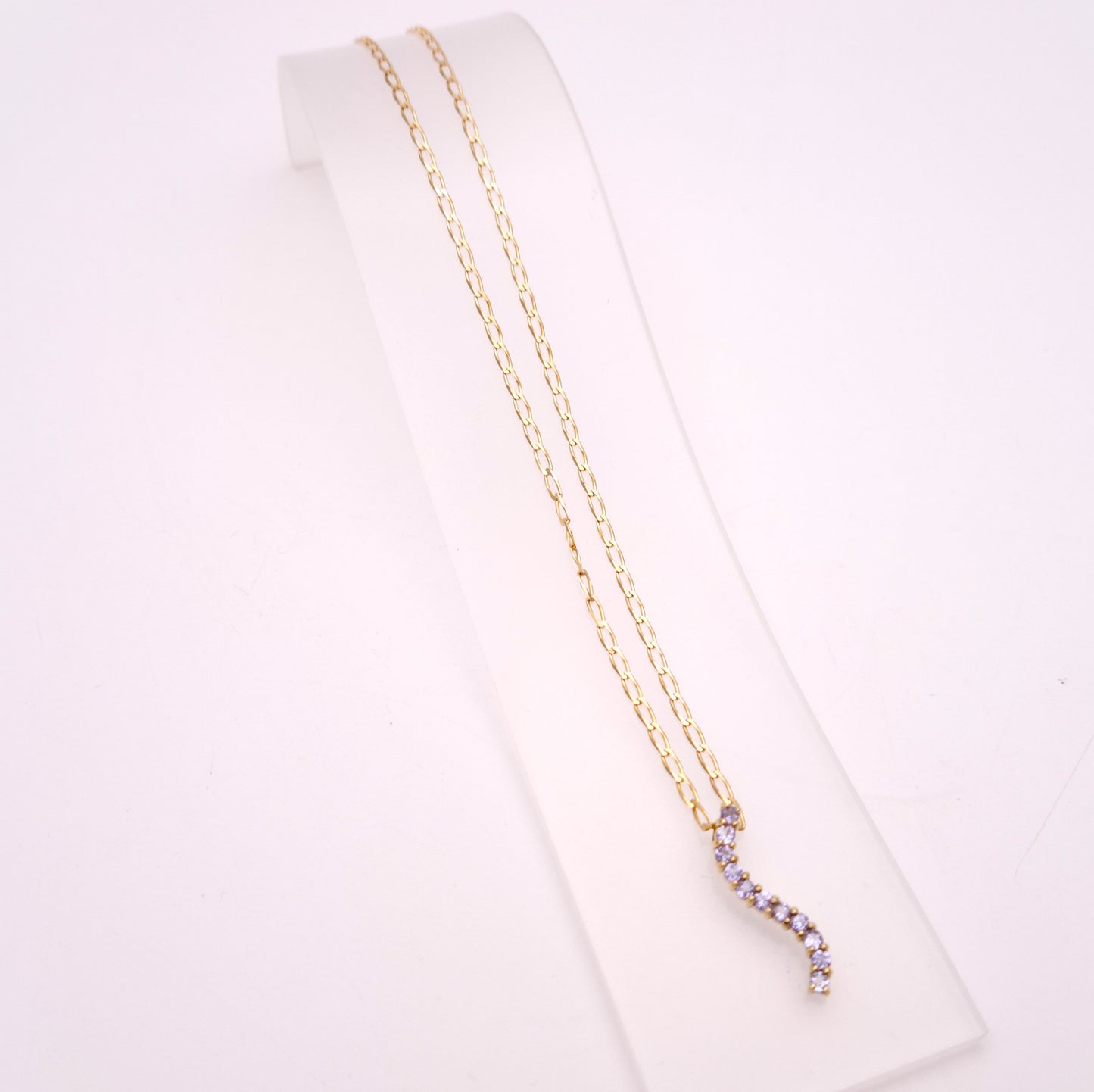 9ct Yellow Gold Tanzanite 'Wiggle' Pendant and 18" Chain