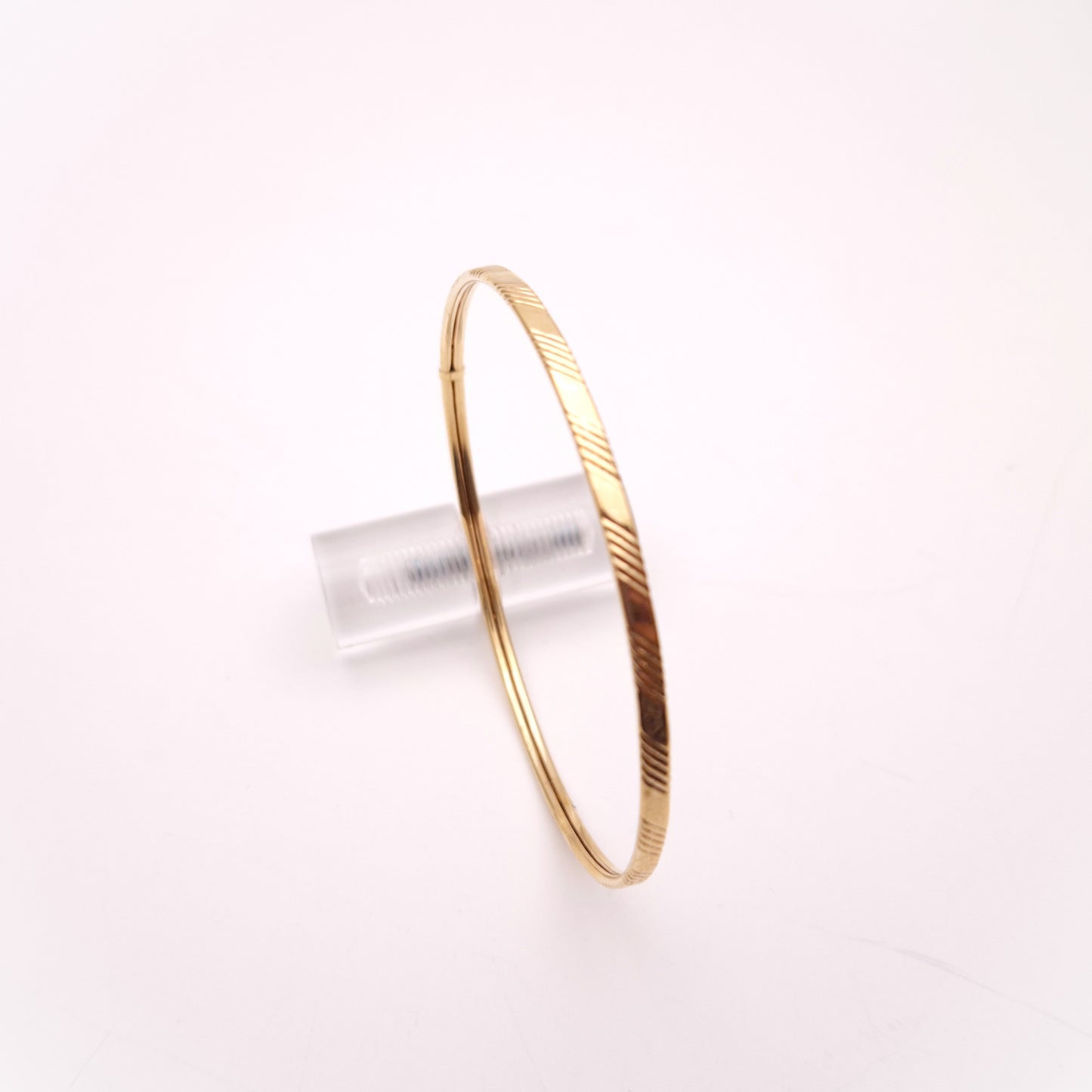 9ct Yellow Gold Narrow Patterned Bangle