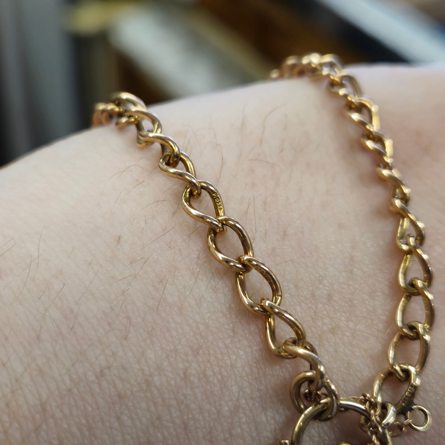 9ct Rose Gold Vintage Heart Padlock Charm Style Bracelet