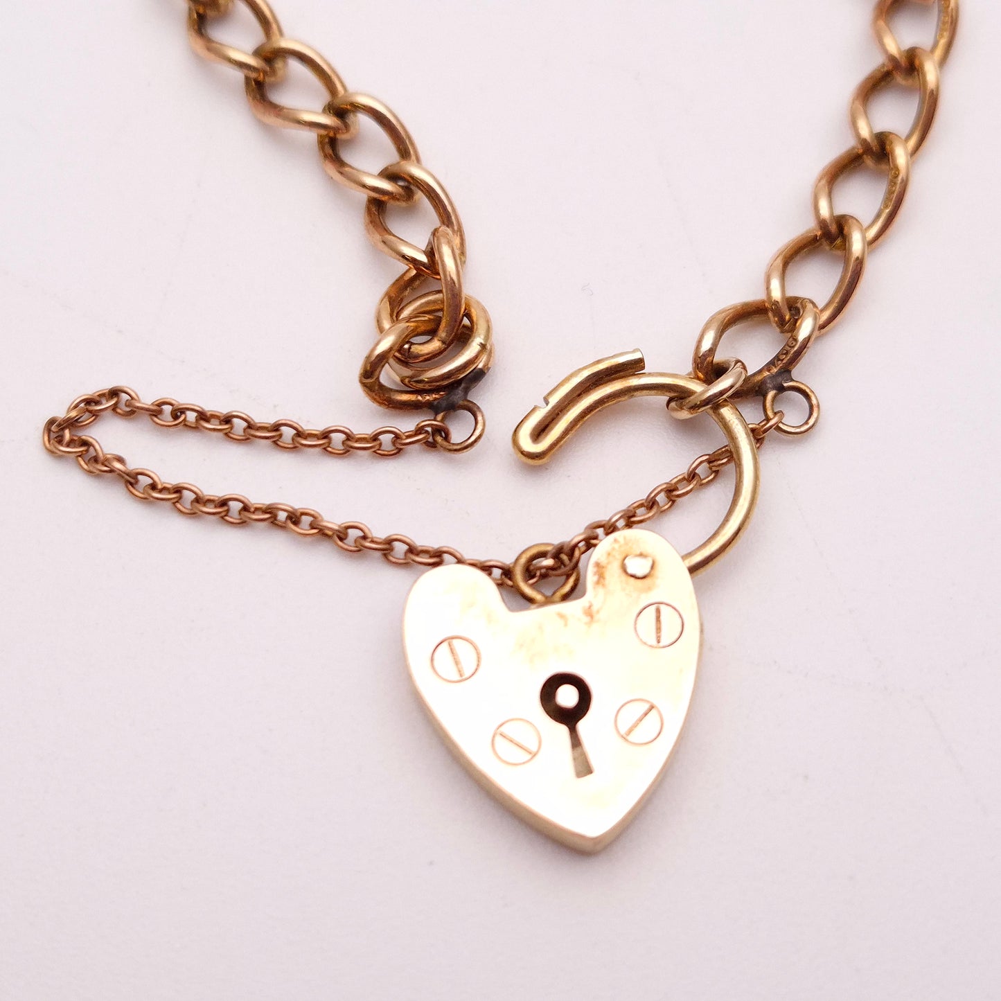 9ct Rose Gold Vintage Heart Padlock Charm Style Bracelet