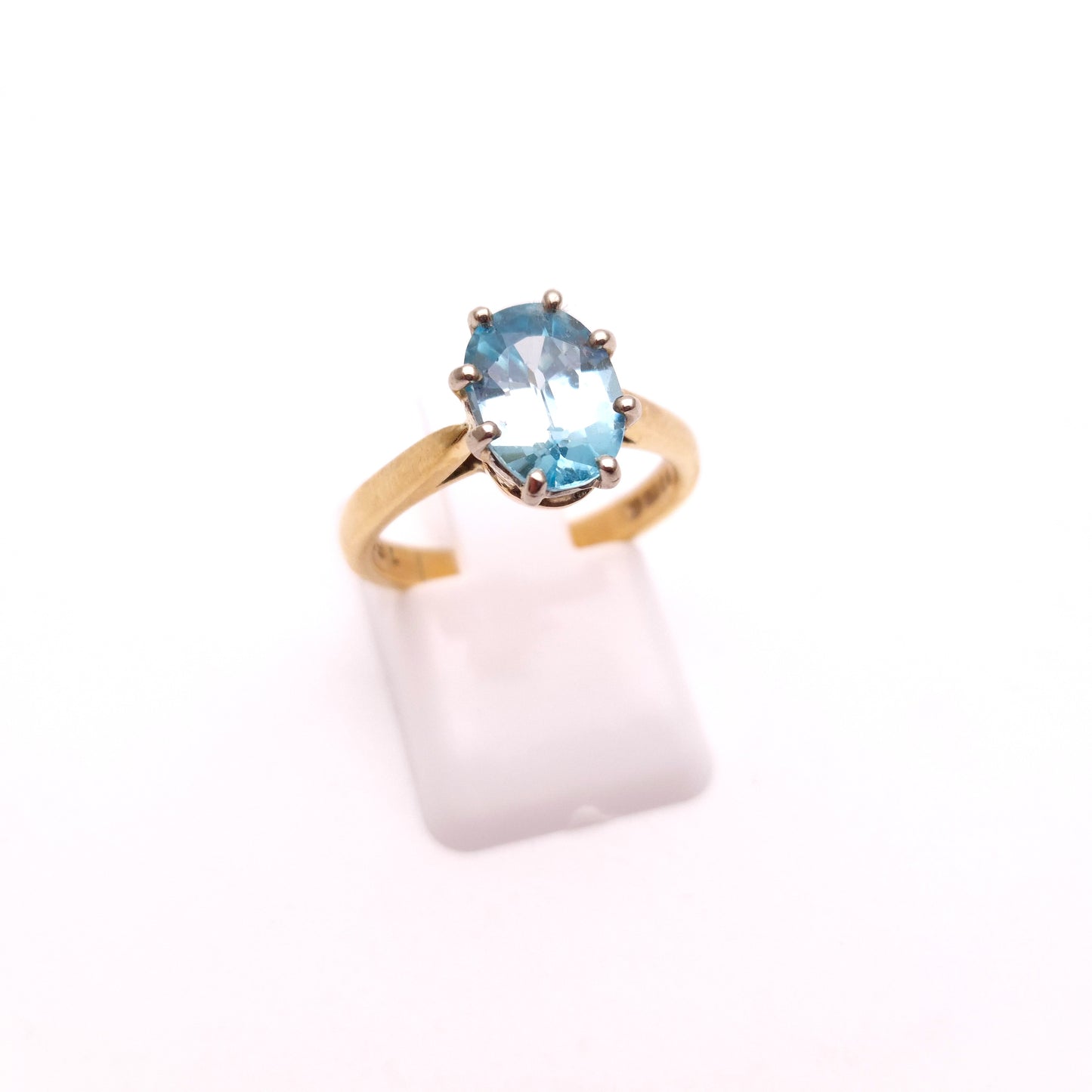 9ct Yellow Gold Oval Blue Zircon Solitaire Ring