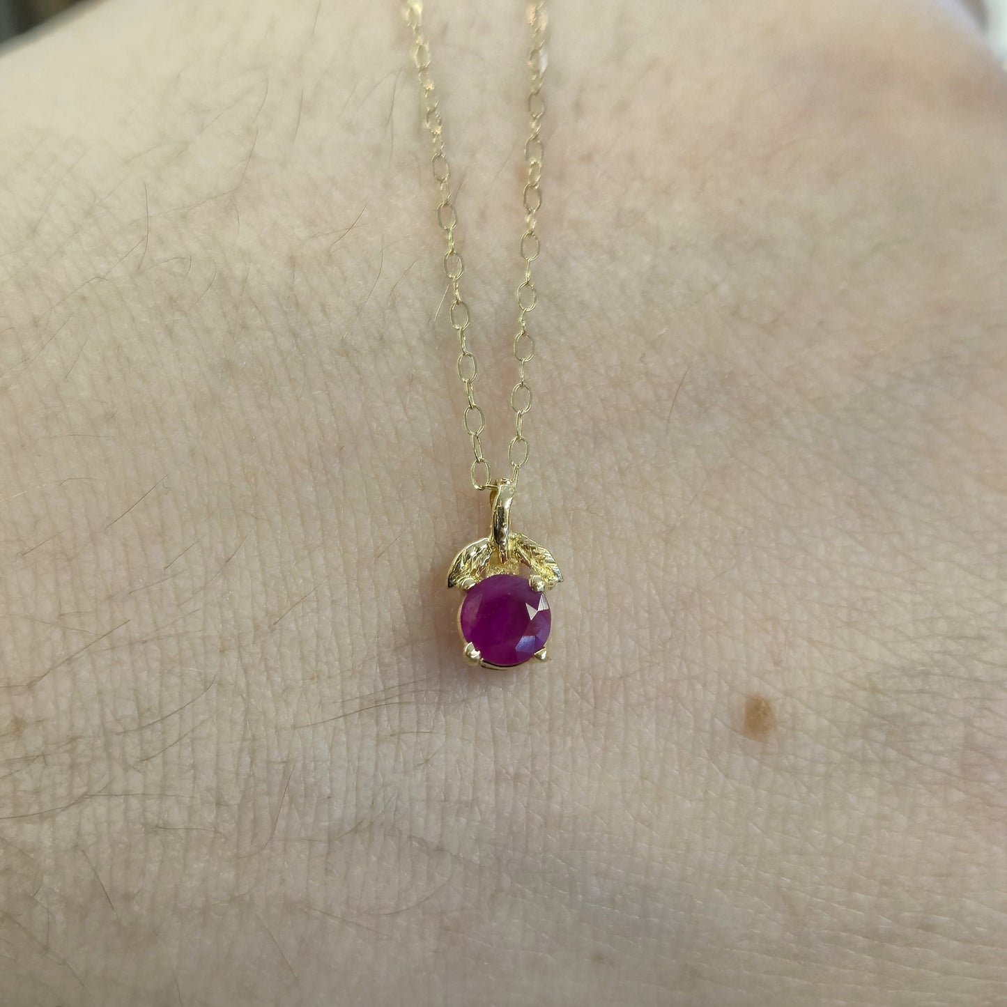 14ct Yellow Gold Leaf Detail Ruby Solitaire Pendant and 9ct Gold Chain
