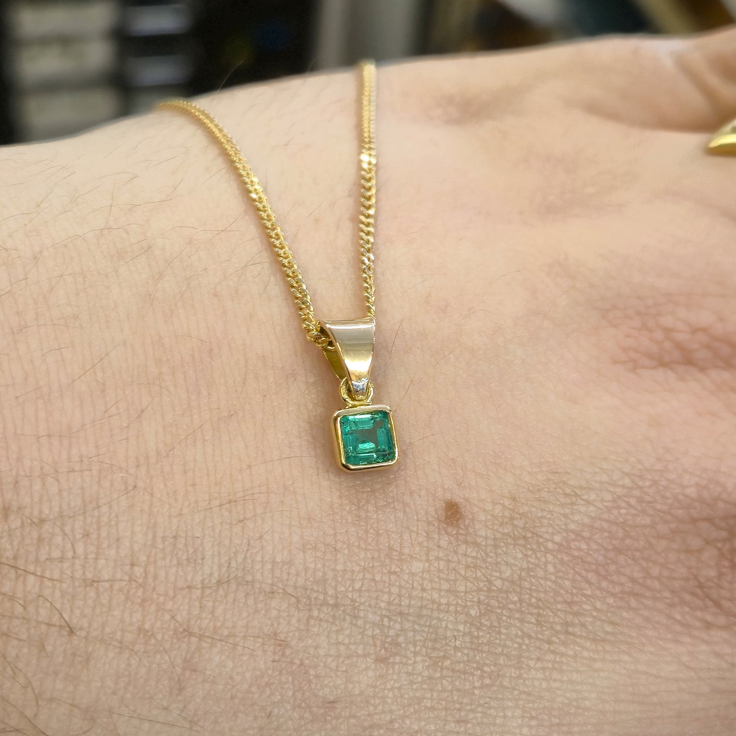 18ct Yellow Gold Square Collet Set Emerald Pendant and 20" Curb Chain