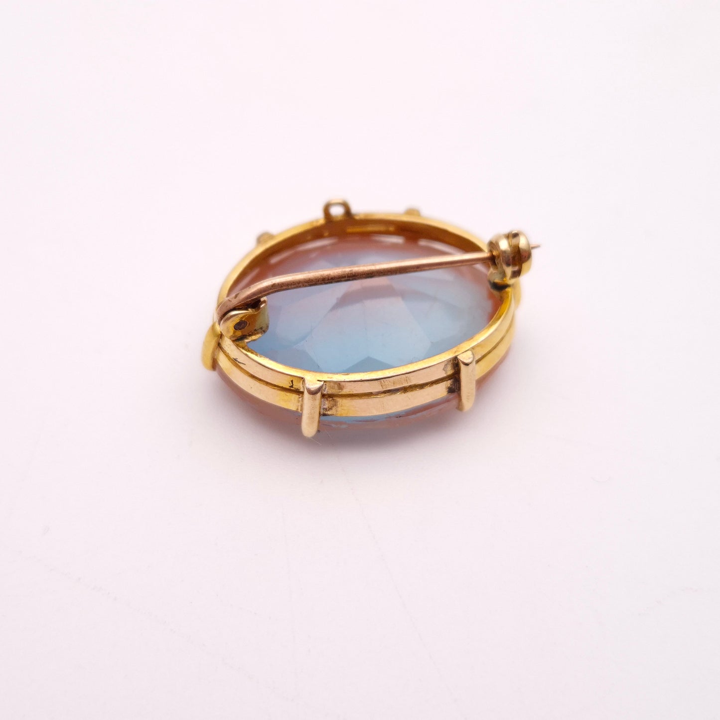9ct Yellow Gold Vintage Oval Saphiret Brooch