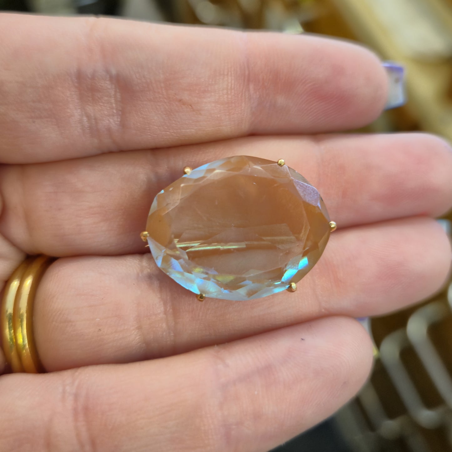9ct Yellow Gold Vintage Oval Saphiret Brooch