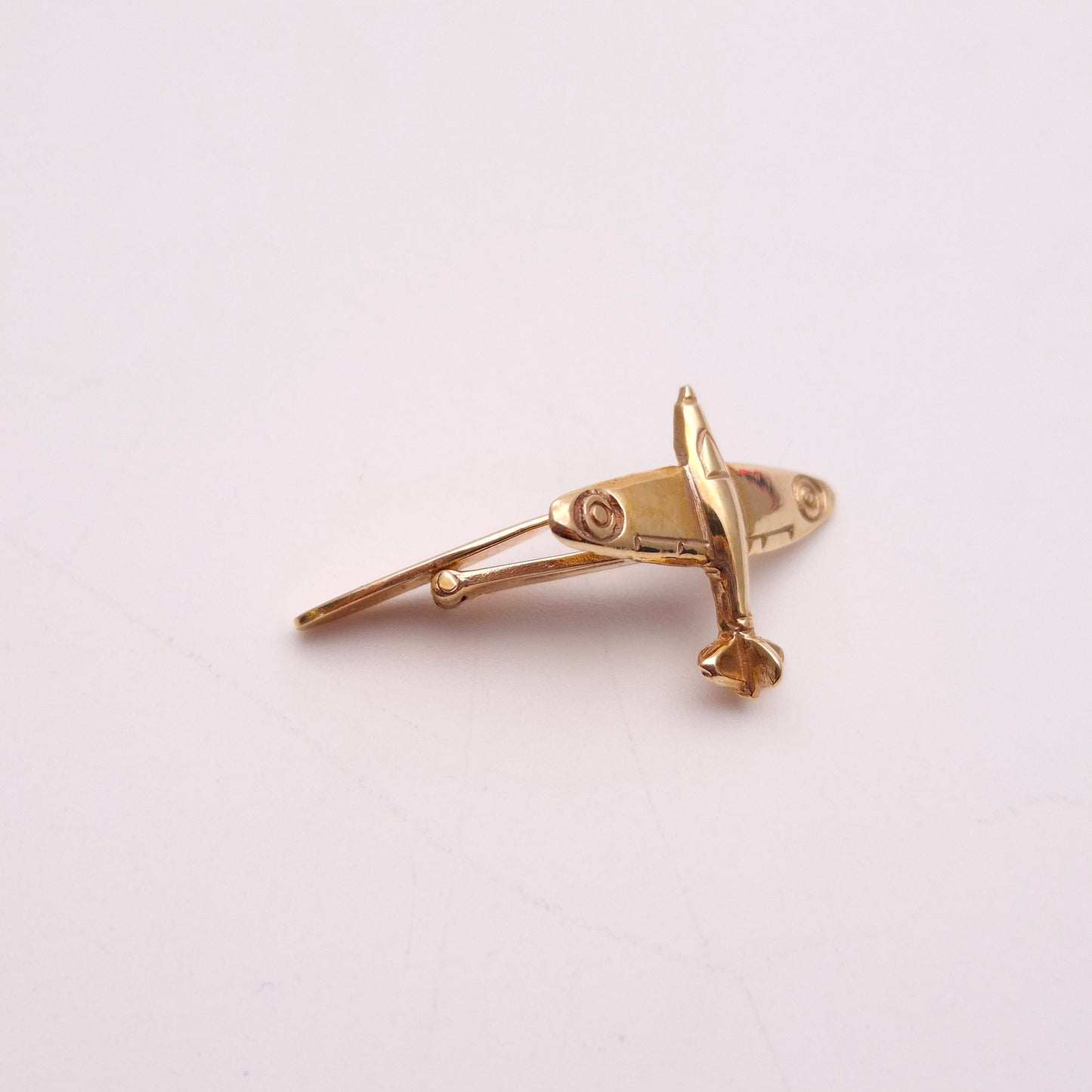 9ct Yellow Gold Spitfire Form Cufflinks