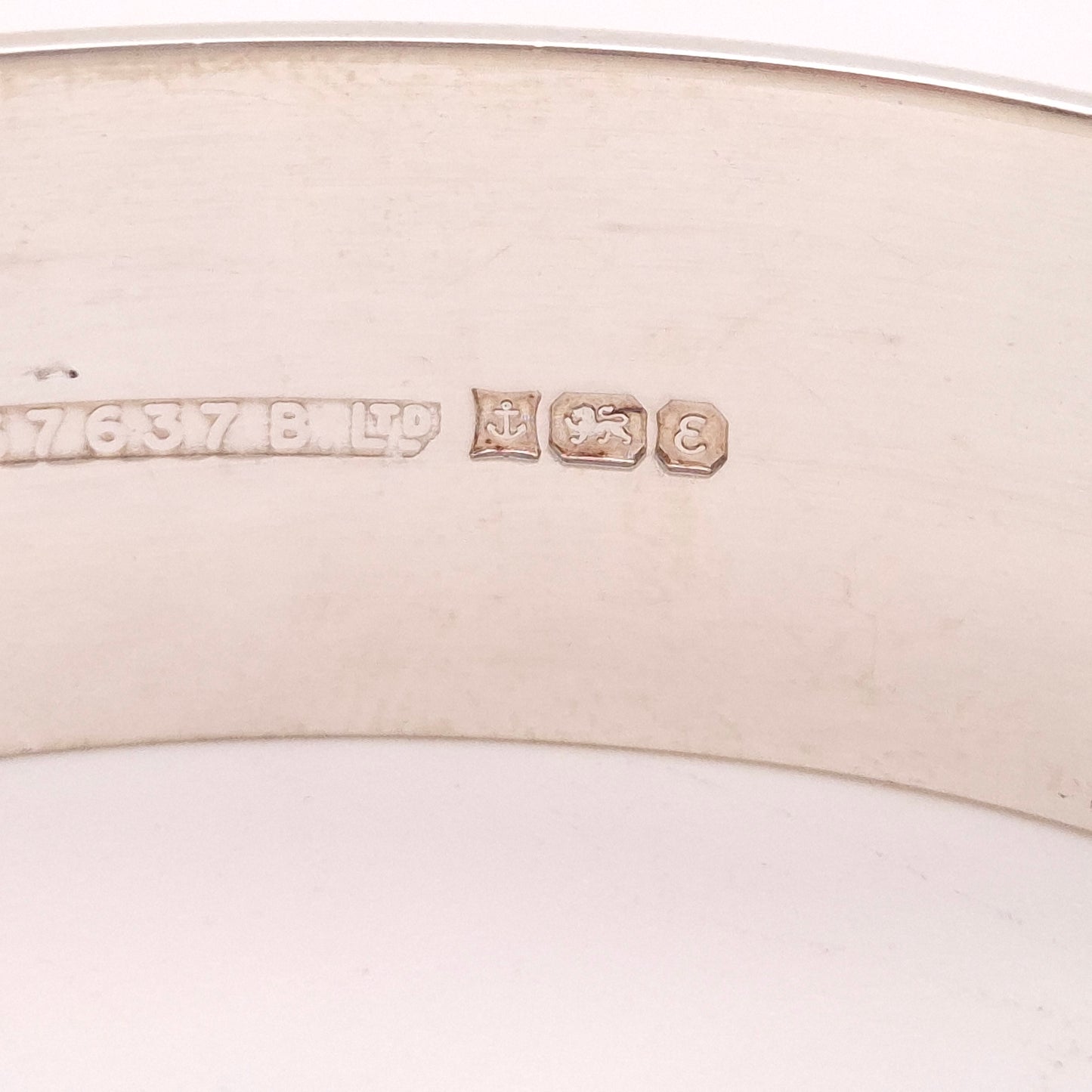 Sterling Silver Vintage Engraved Scrollwork Patterned Bangle
