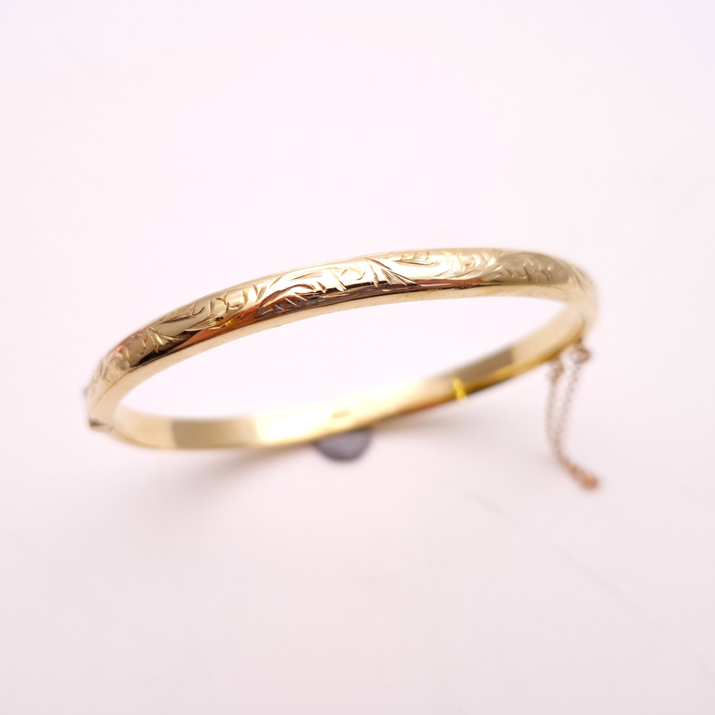 9ct Yellow Gold Narrow Hollow Half Patterned Bangle