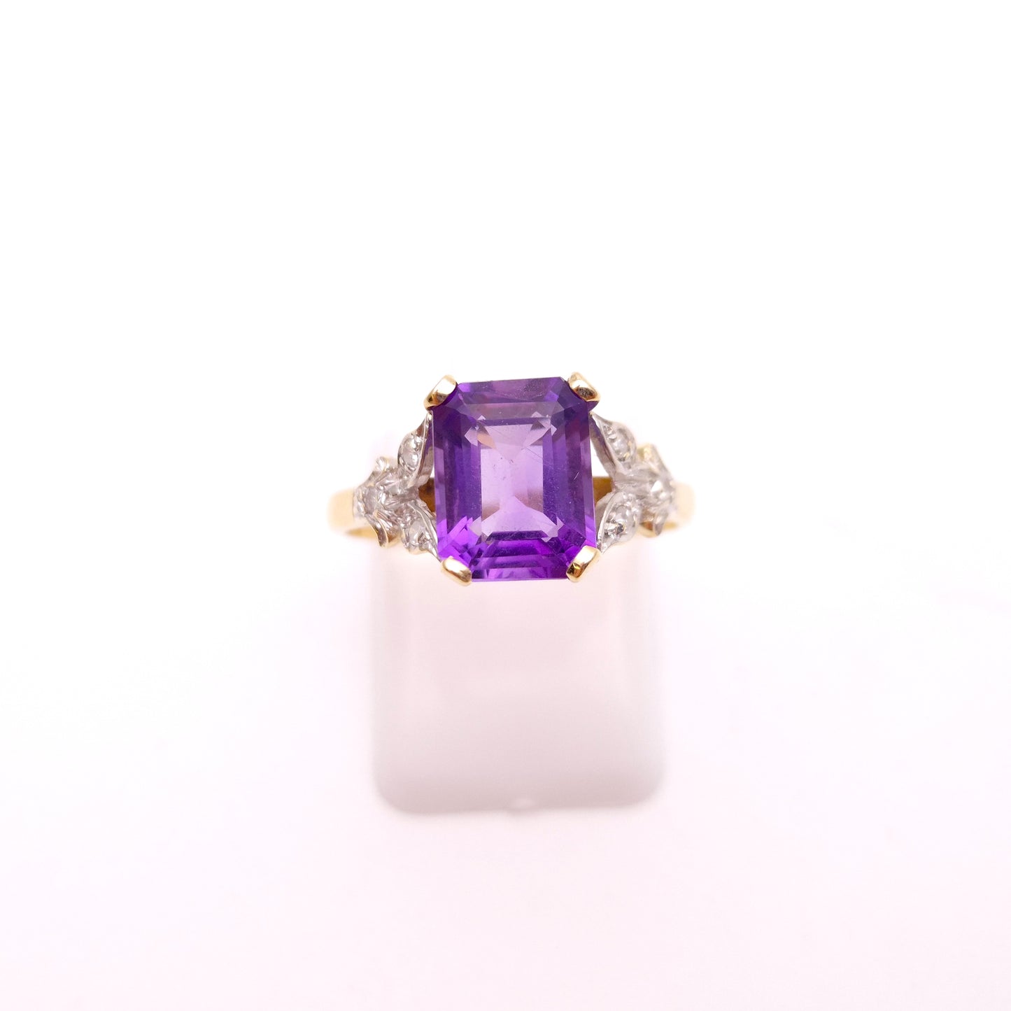 9ct Yellow Gold Emerald Cut Amethyst and Leafy Diamond Shoulder Ring