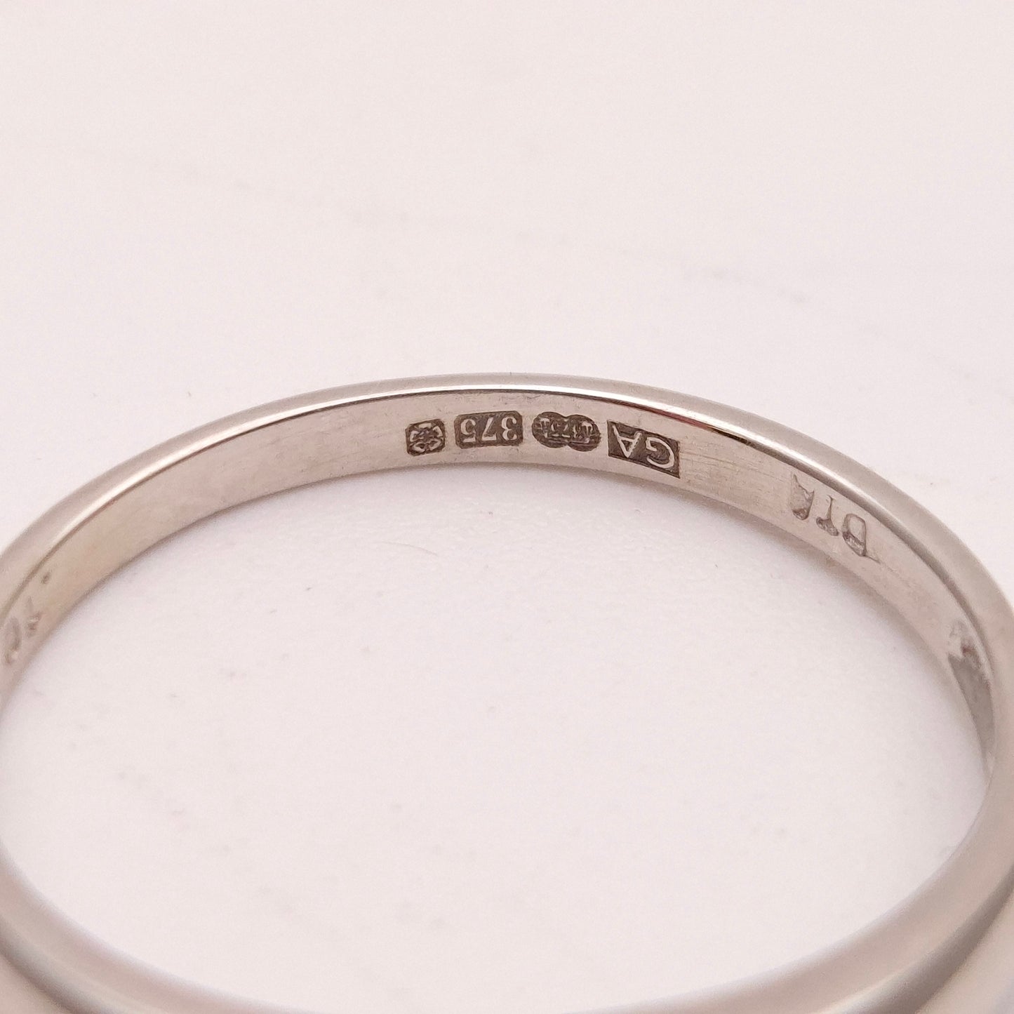 9ct White Gold 0.1ct Diamond Solitaire Ring